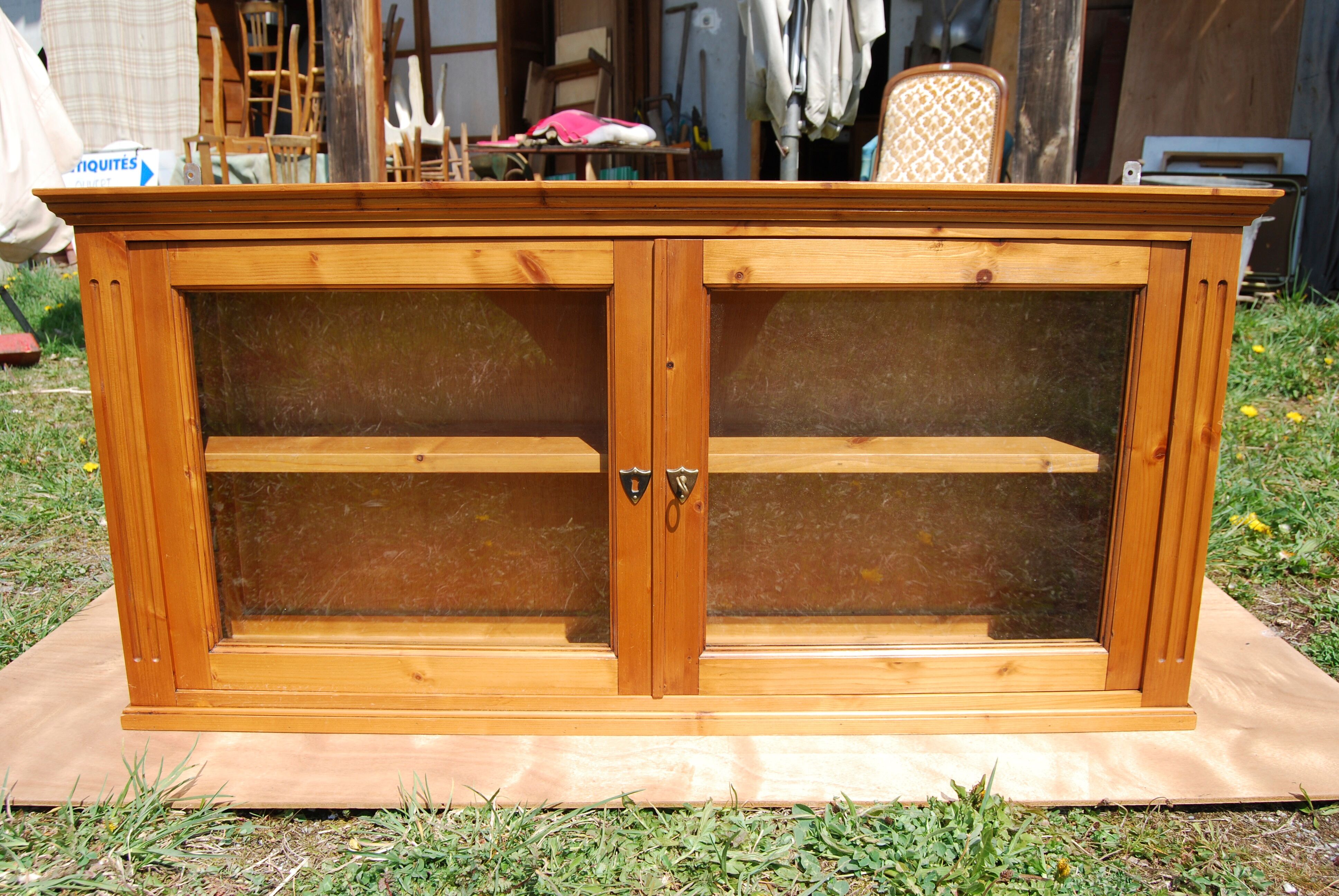 Directoire-style wall showcase in fir