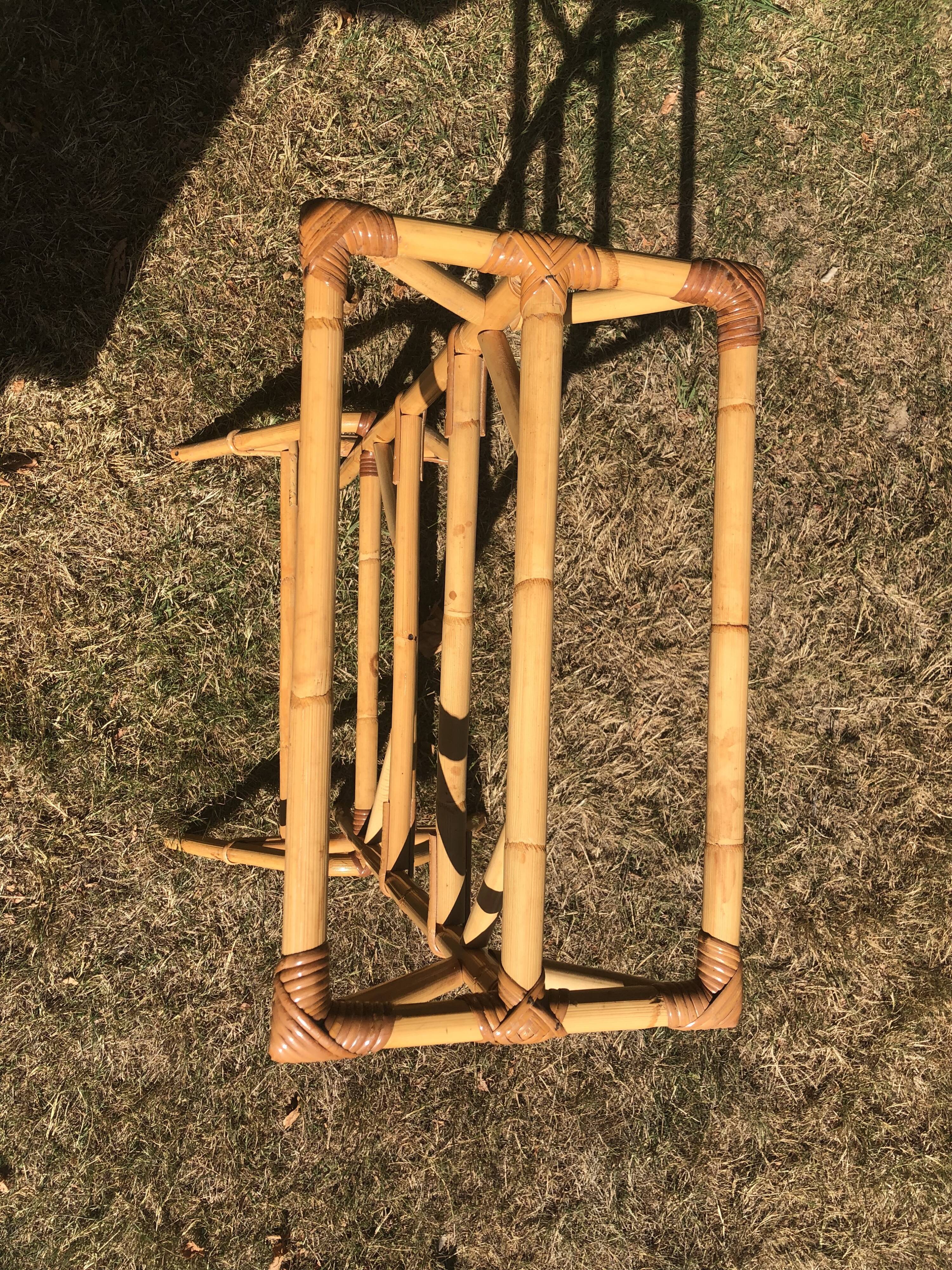 Valet, bamboo towel rail