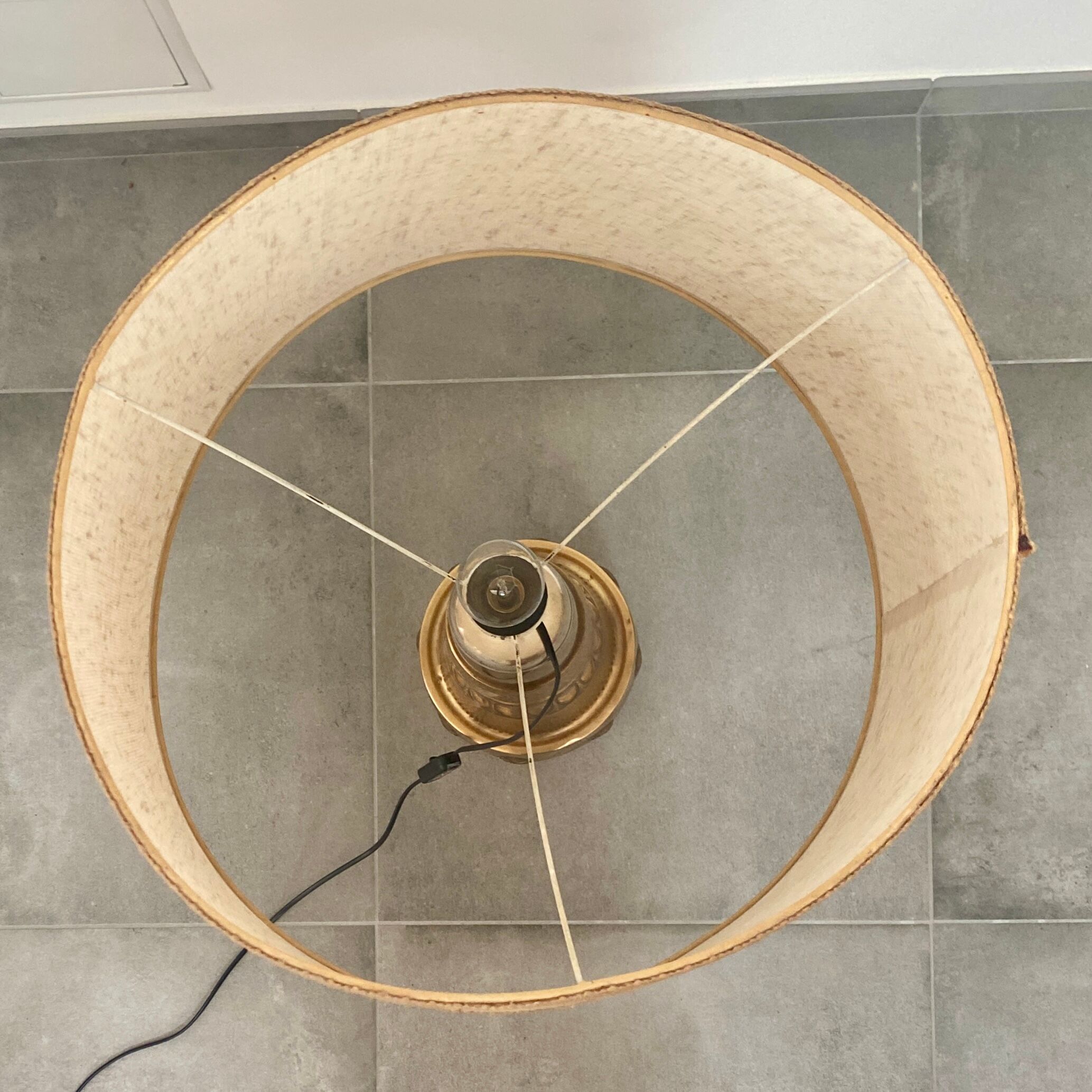 Art Deco lamp on vase - brass