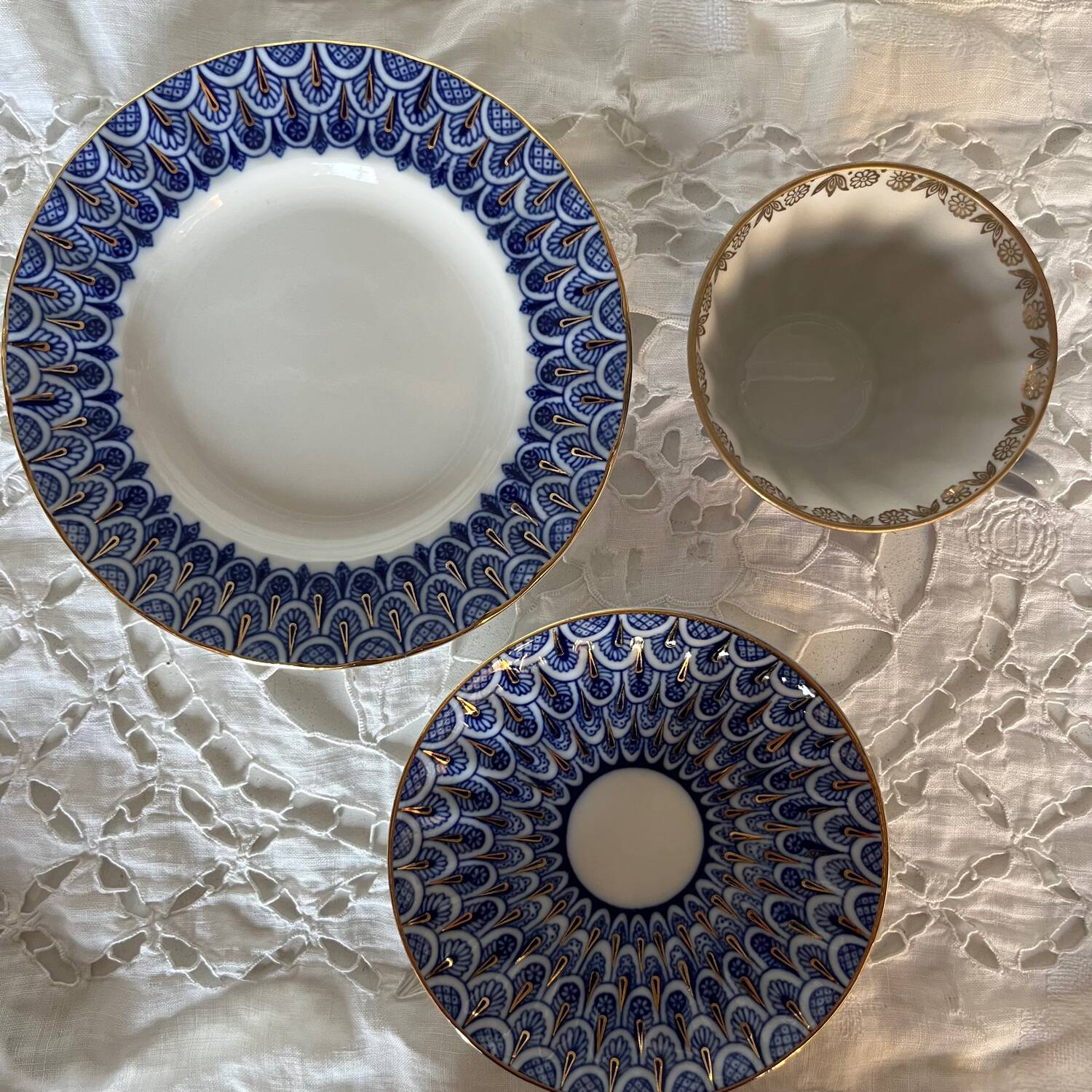 Lomonosov Russian Porcelain Cup Set