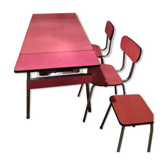 Ensemble table, chaises et tabouret formica
