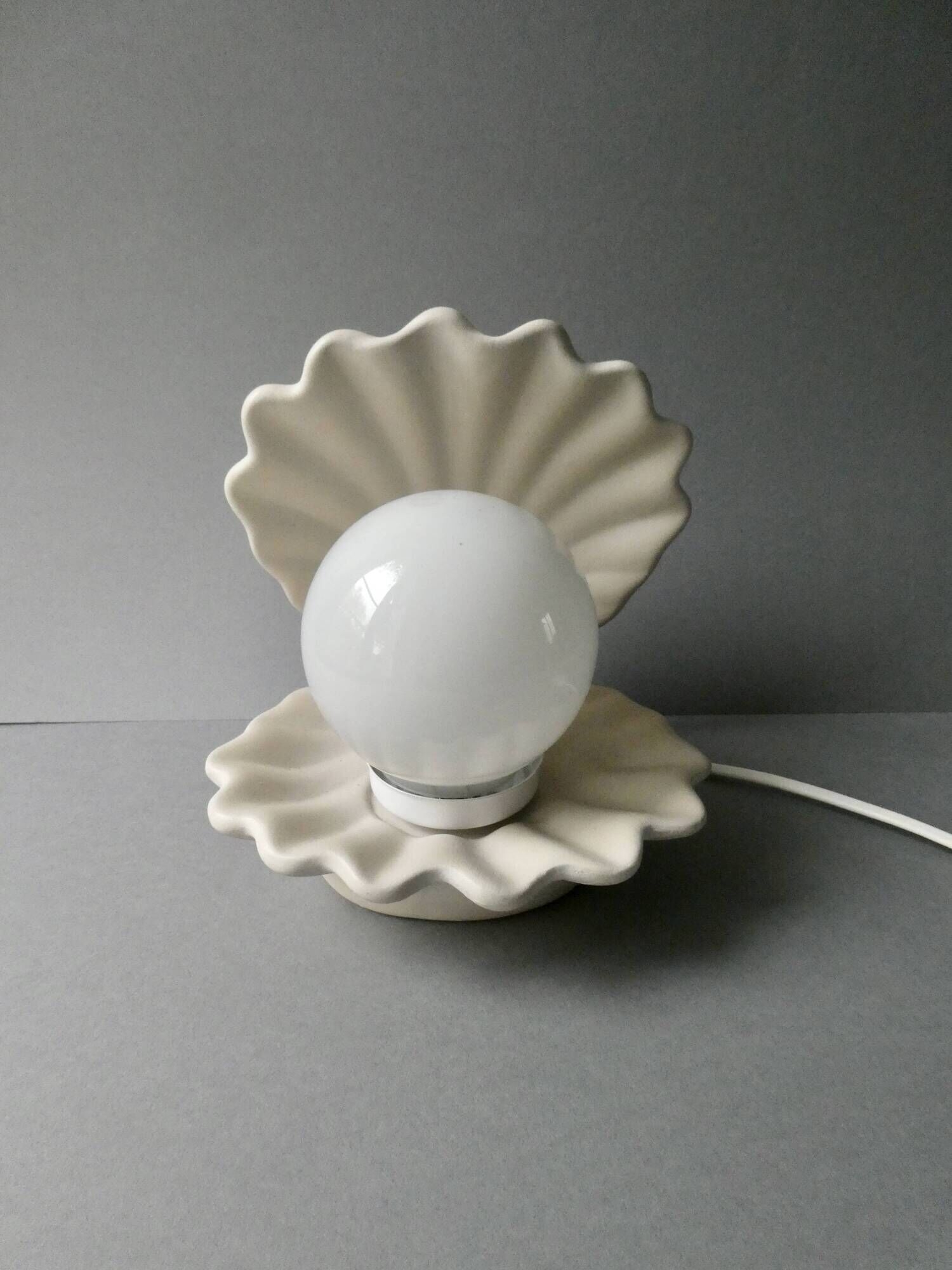 Ceramic and opaline shell lamp, 70s-80s
