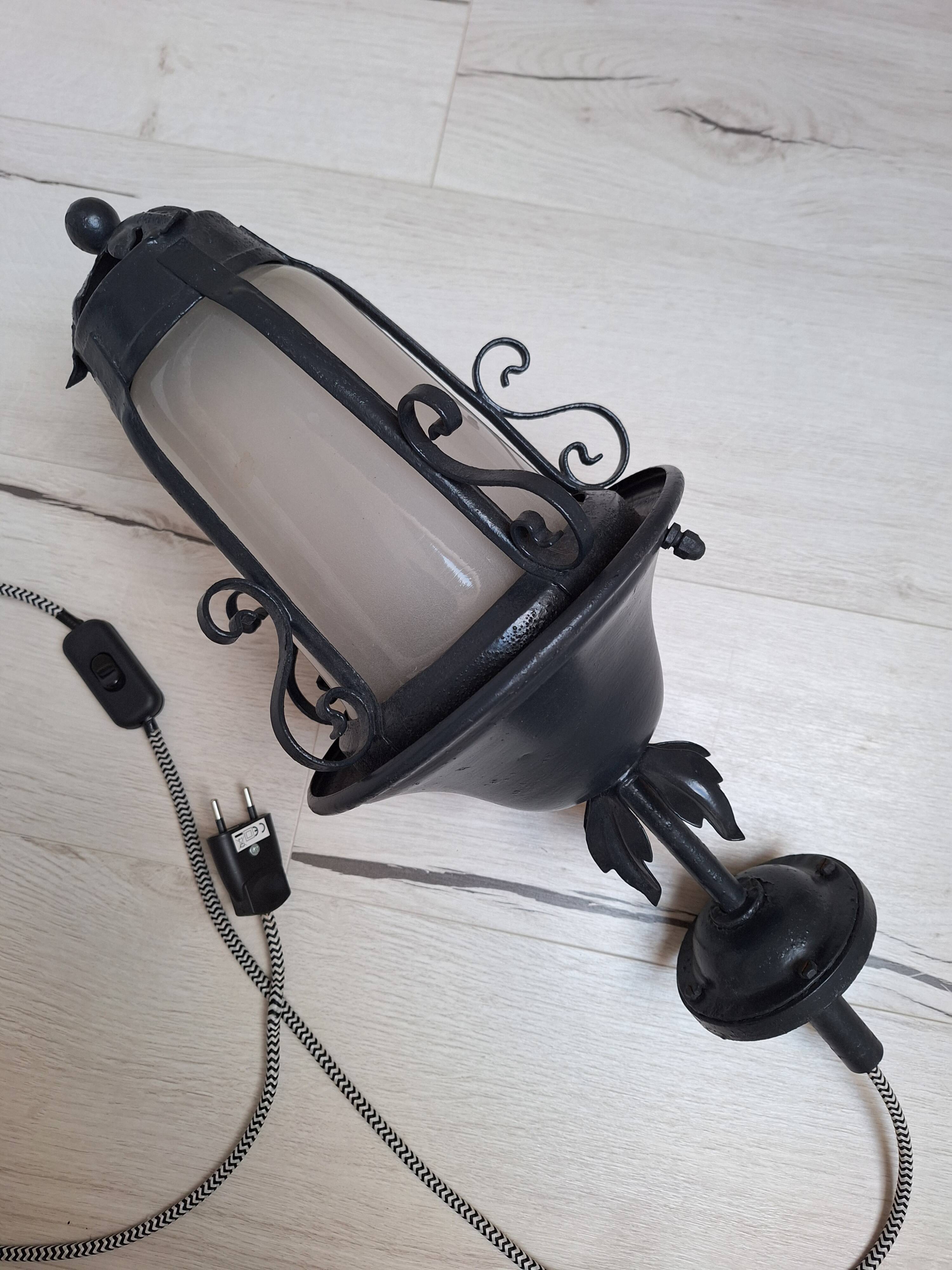 Portable lamp