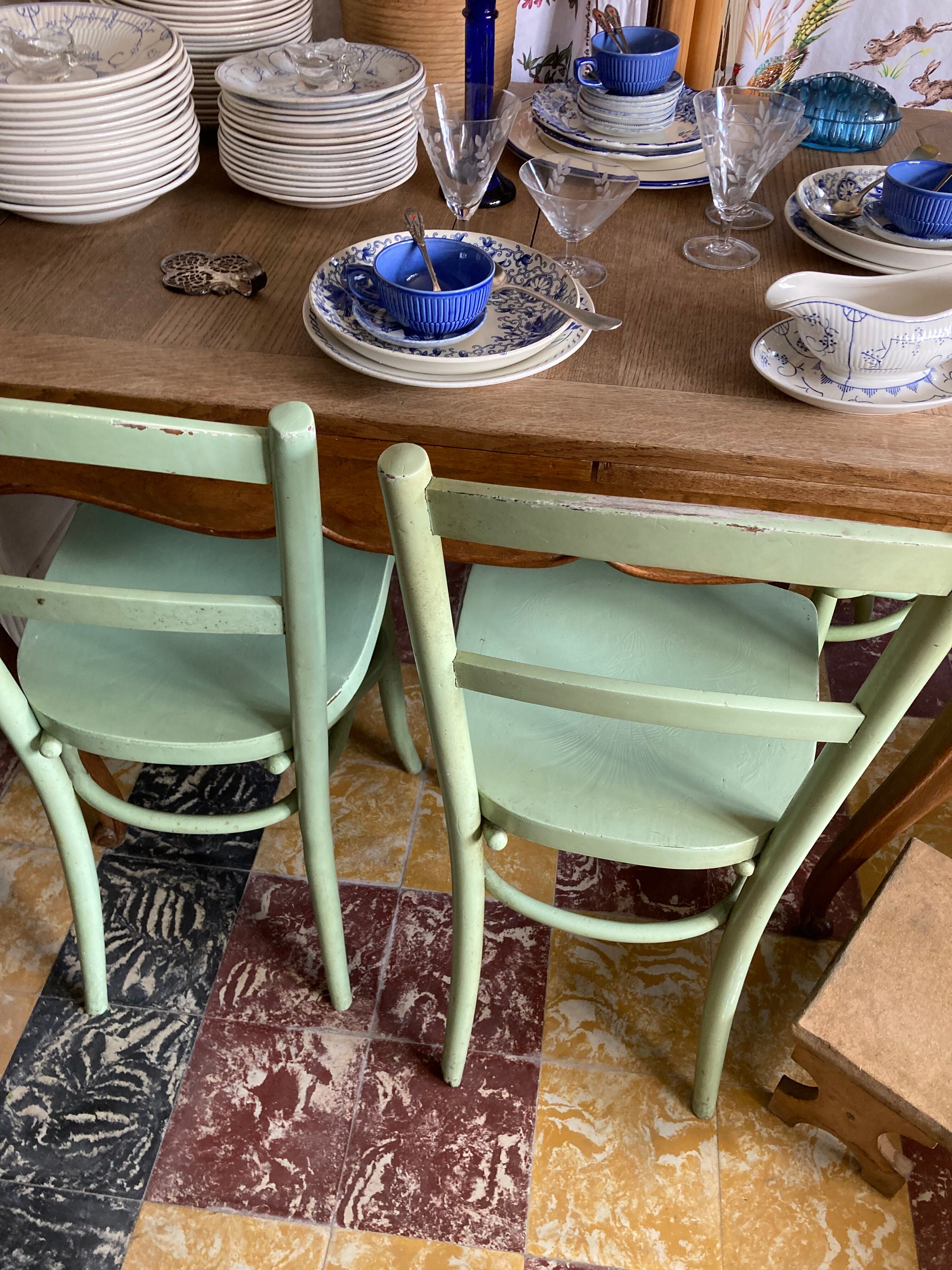 Set of 6 green patinated bistro chairs