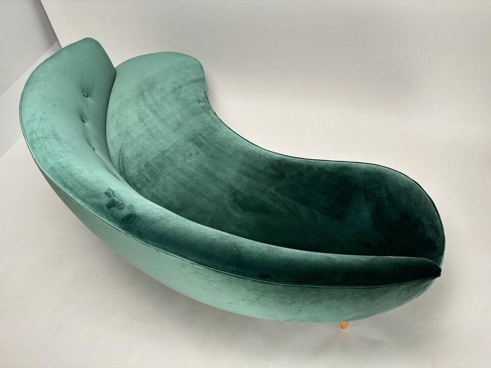Mid-Century Curved Sofa in the style of Federico Munari, Italy, 1950s