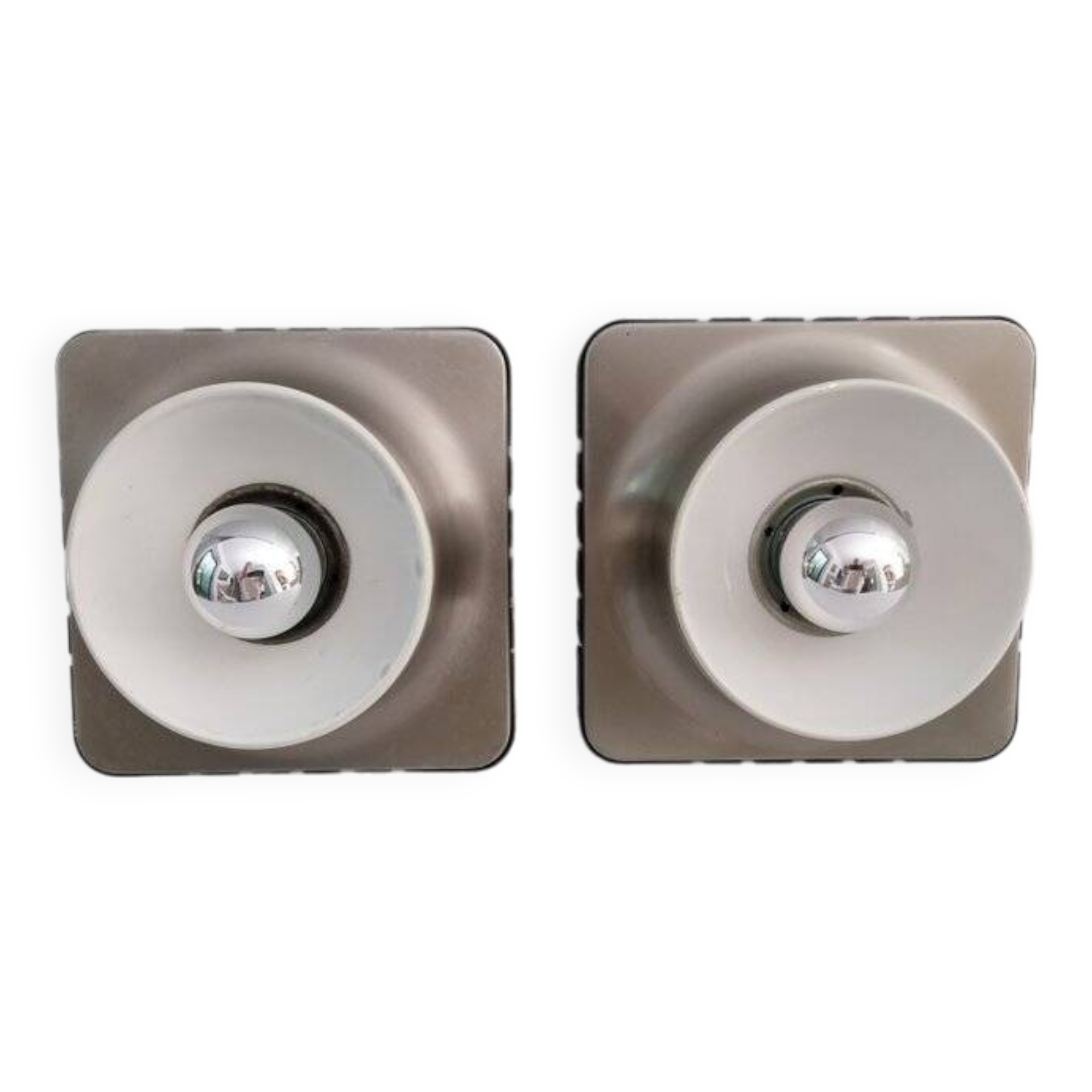 Pair of Italian wall lights from the 70s
