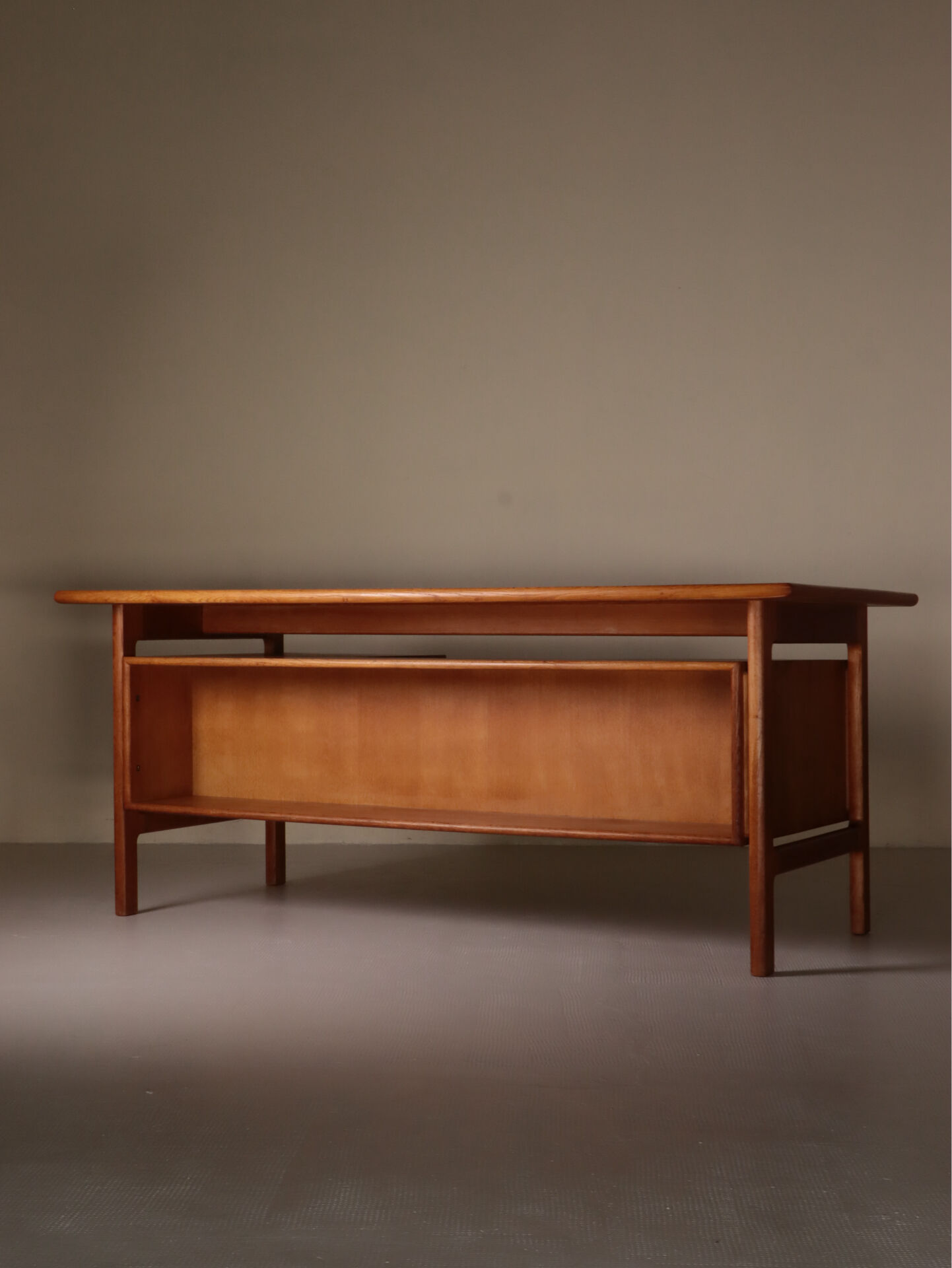 Bureau scandinave vintage