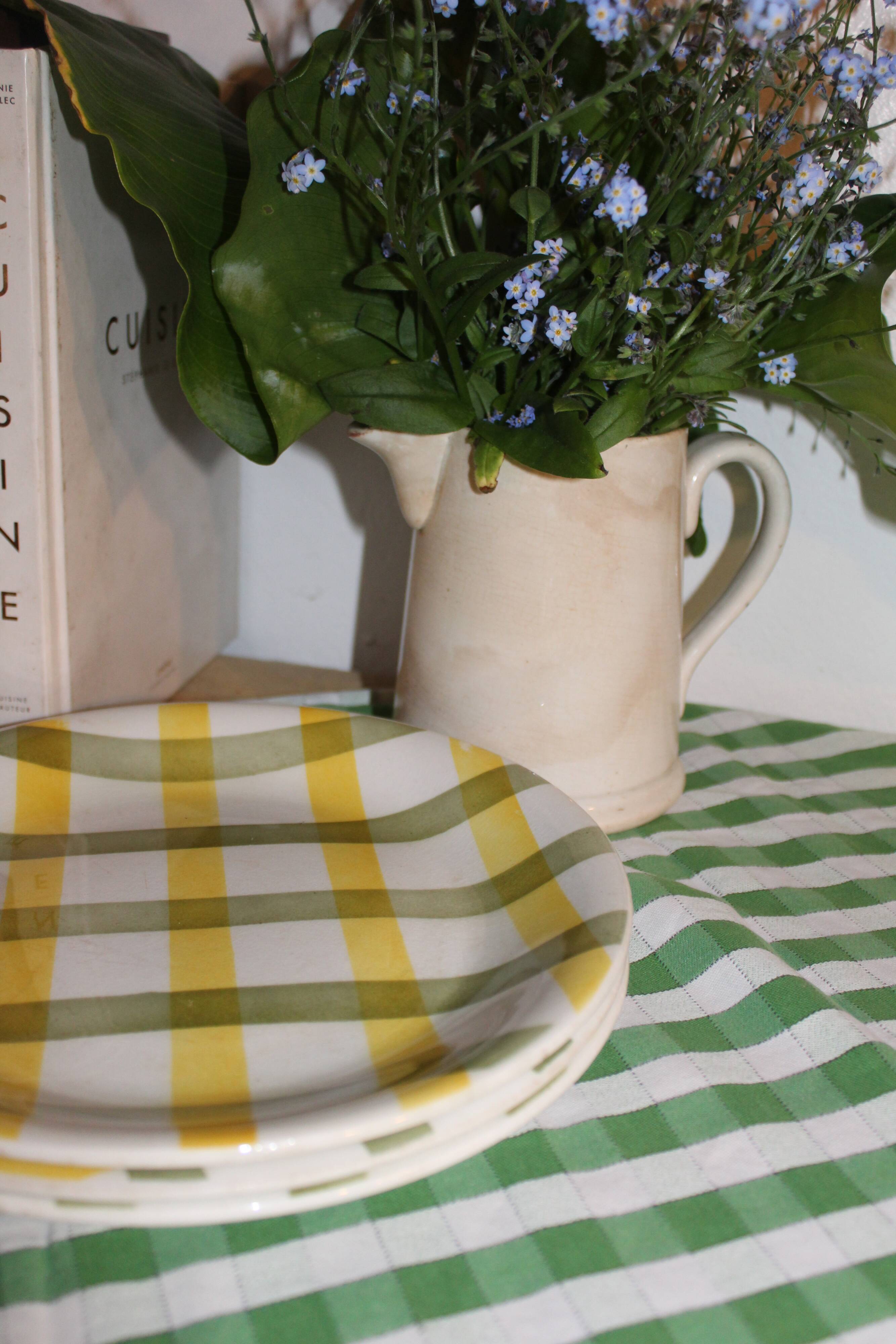Flat plate - Torchon pattern - Moulin des Loups earthenware