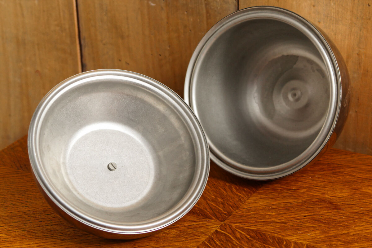 Apple, brushed aluminum ice bucket