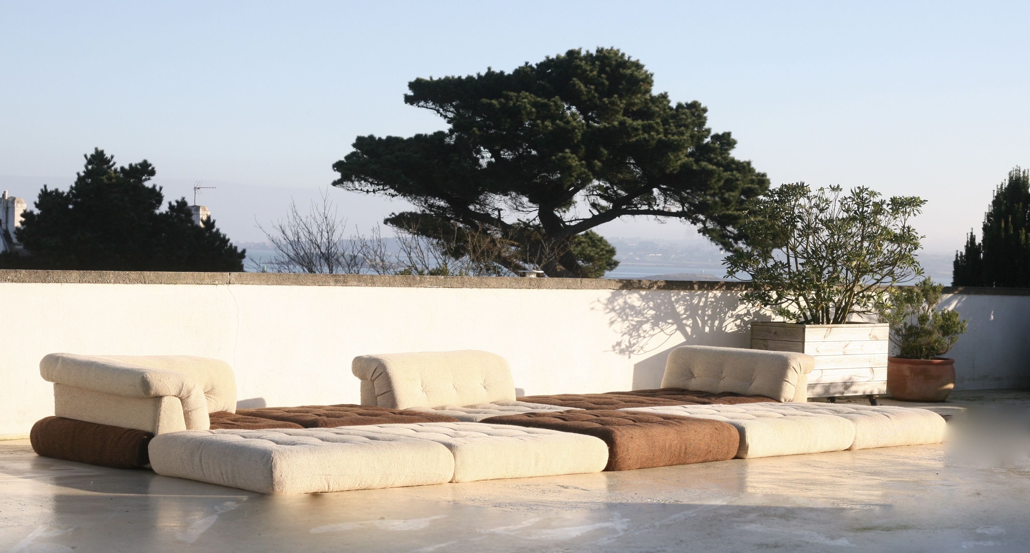 Modular sofa Mah Jong, Hans Hopfer, France, 1971. Roche Bobois Edition.