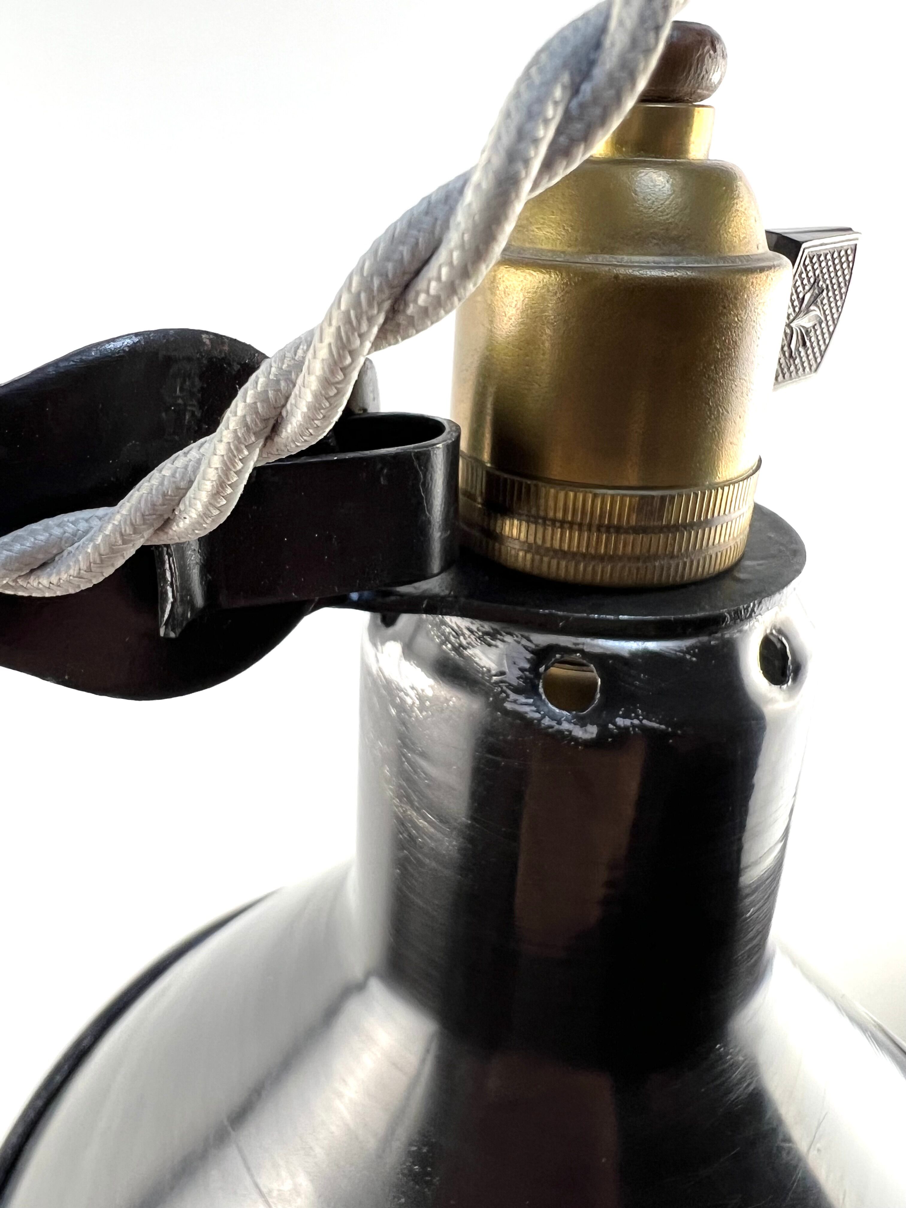 Gras 201 reflector hood n°1055 designer lamp