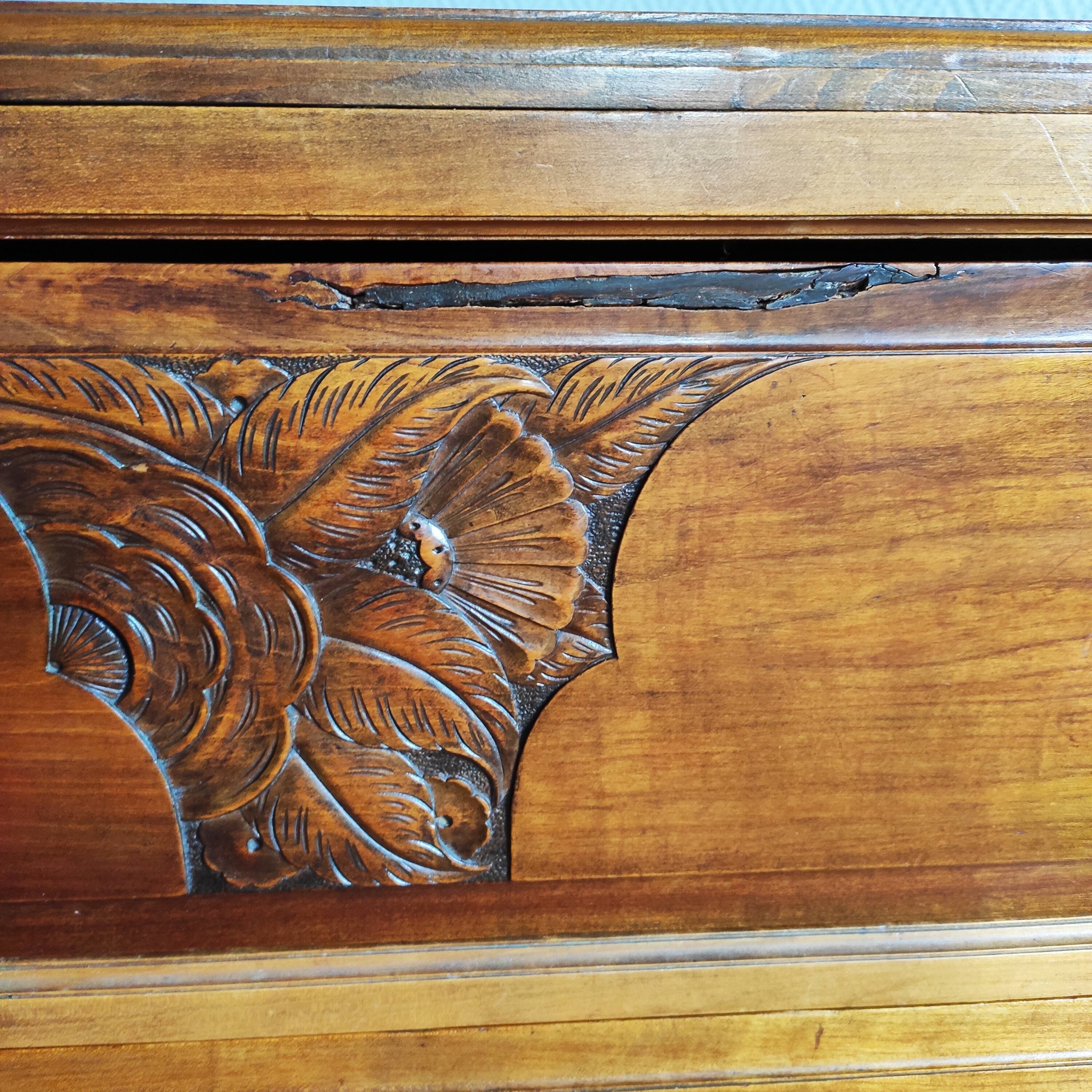 Commode Art Déco en noyer massif – années 1920-30 – grande taille