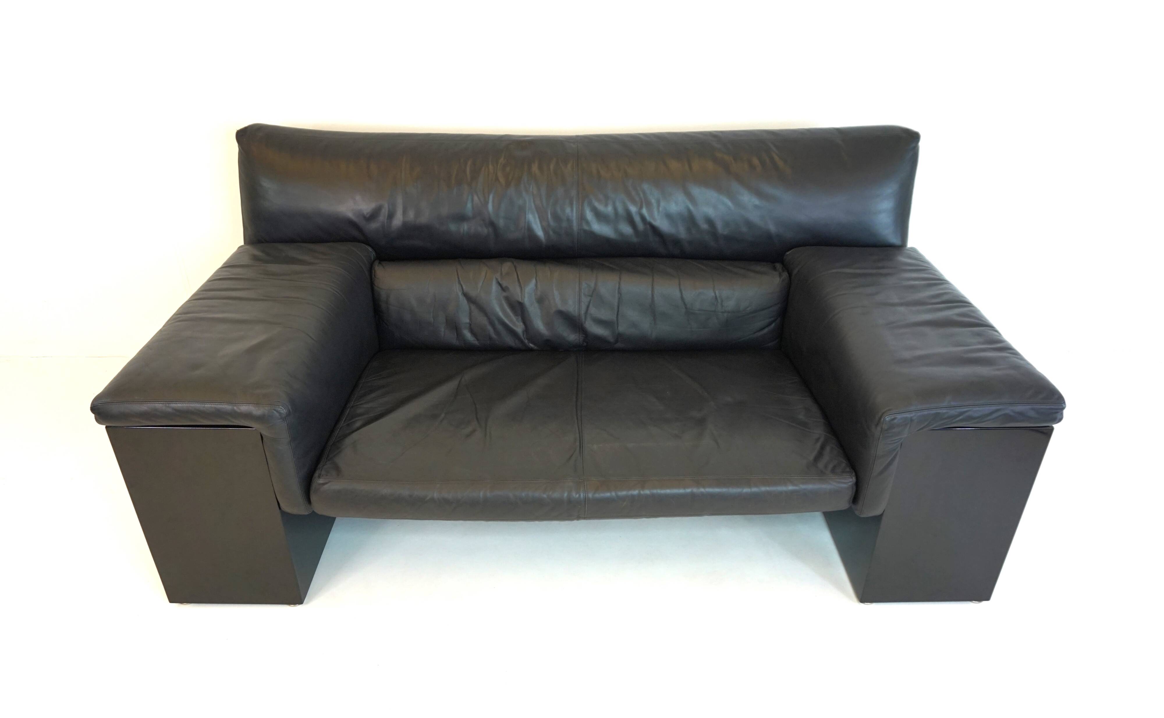 Knoll Brigadier 2 seater leather sofa by Cini Boeri