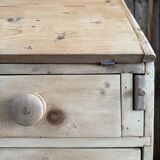 Commode anglaise, scriban rénové