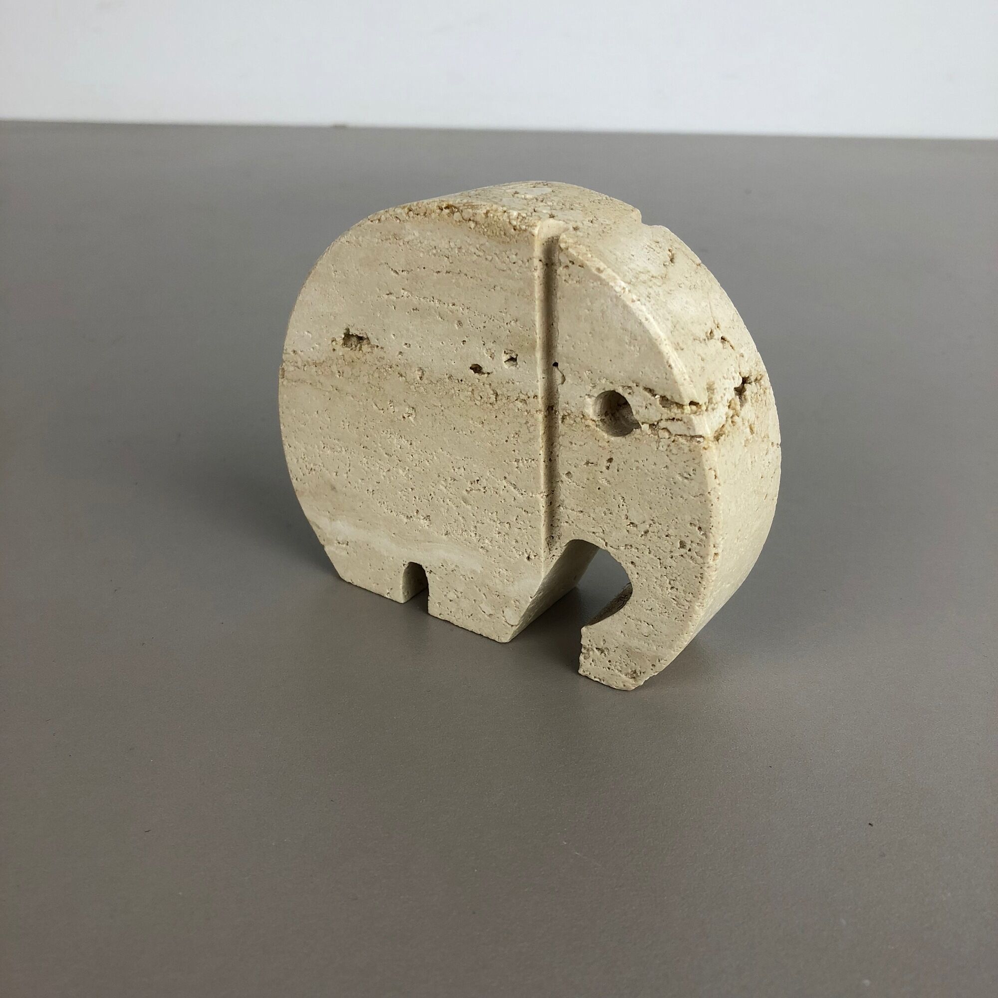 Travertine marble elephant figure by Fratelli Mannelli, Italy, 1970s