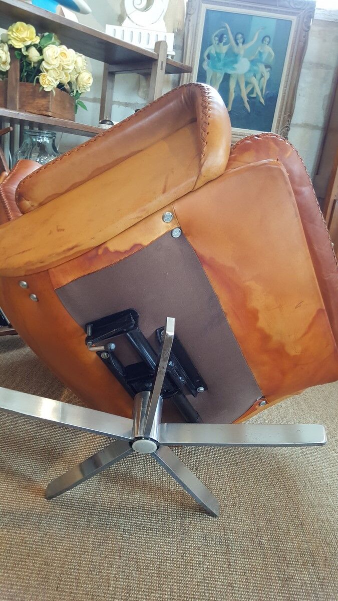 Lounge chair edited by Ring mobelfabrikk Scandinavian leather