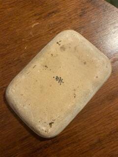 Japanese pocket emptier