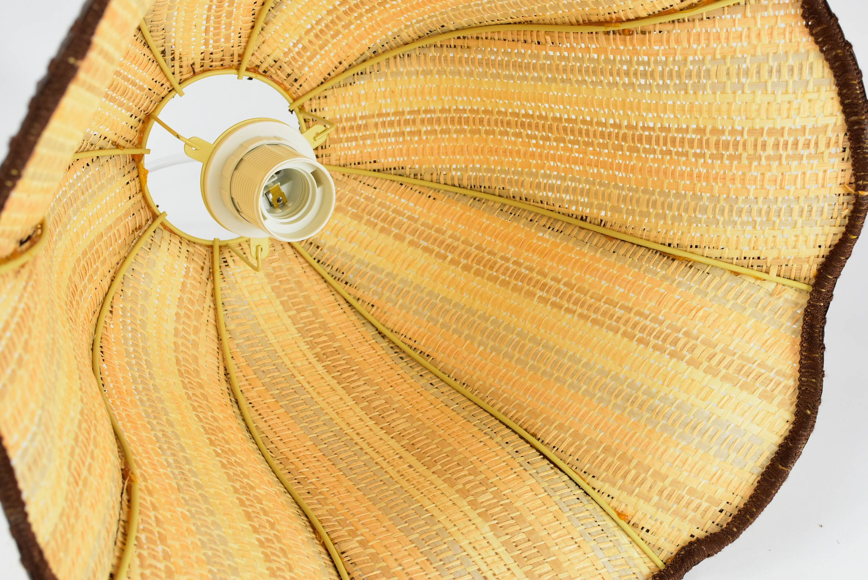 Suspension cannage vintage