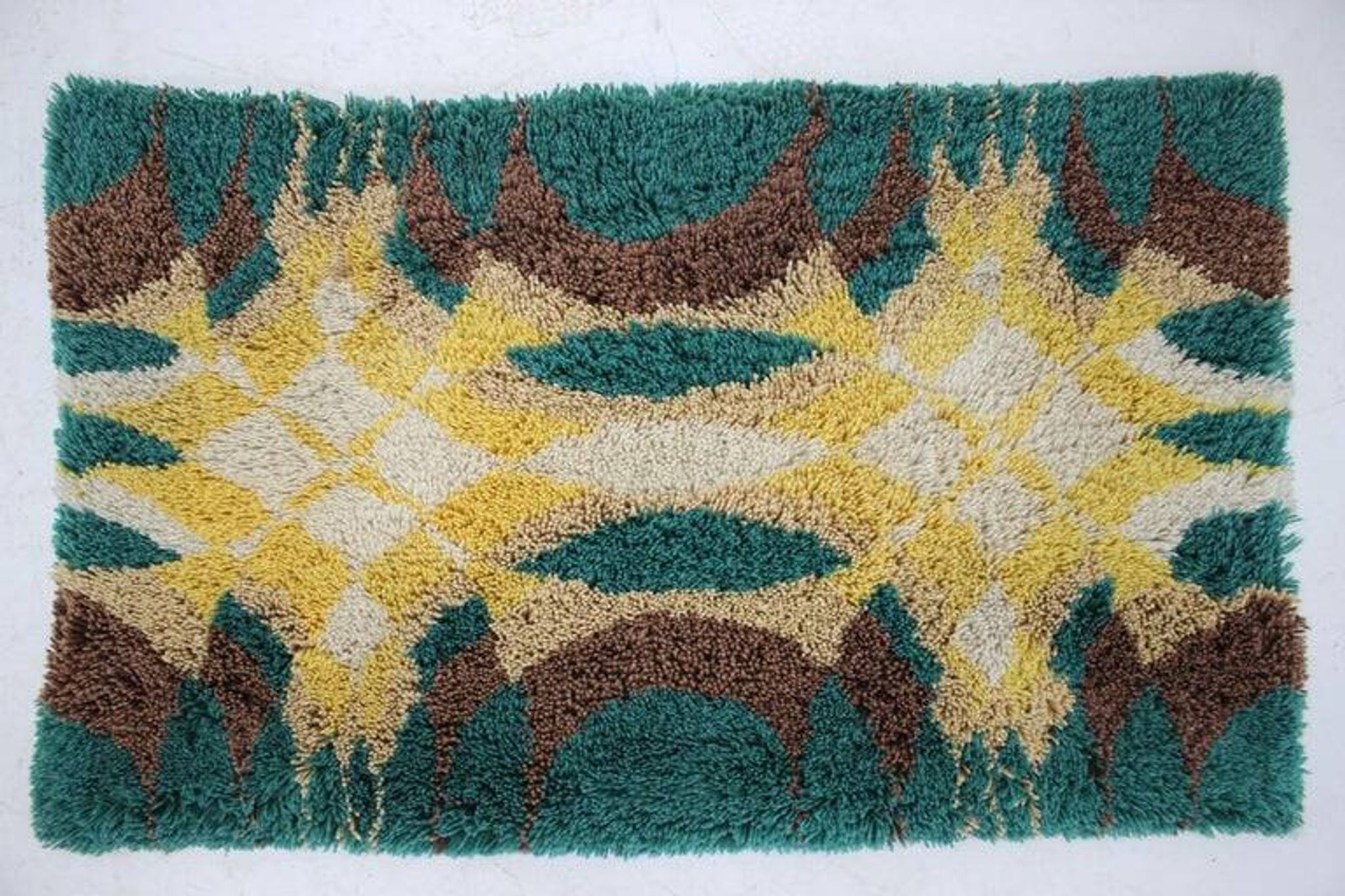 Petit tapis de design des années 50 dans le style Ege Rya, Danemark, 1970.