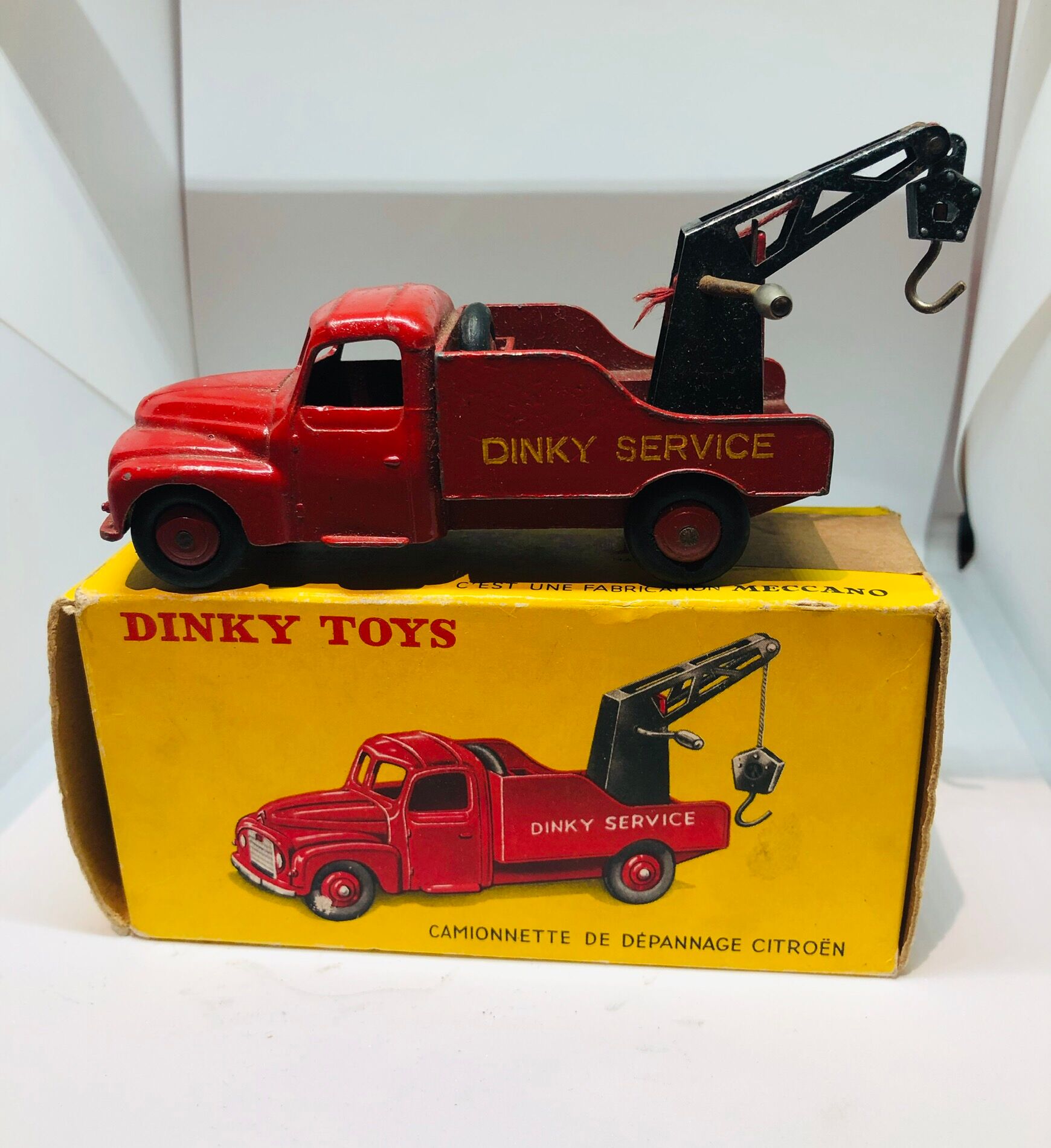 Dinky Toys car van repair sservice citroen
