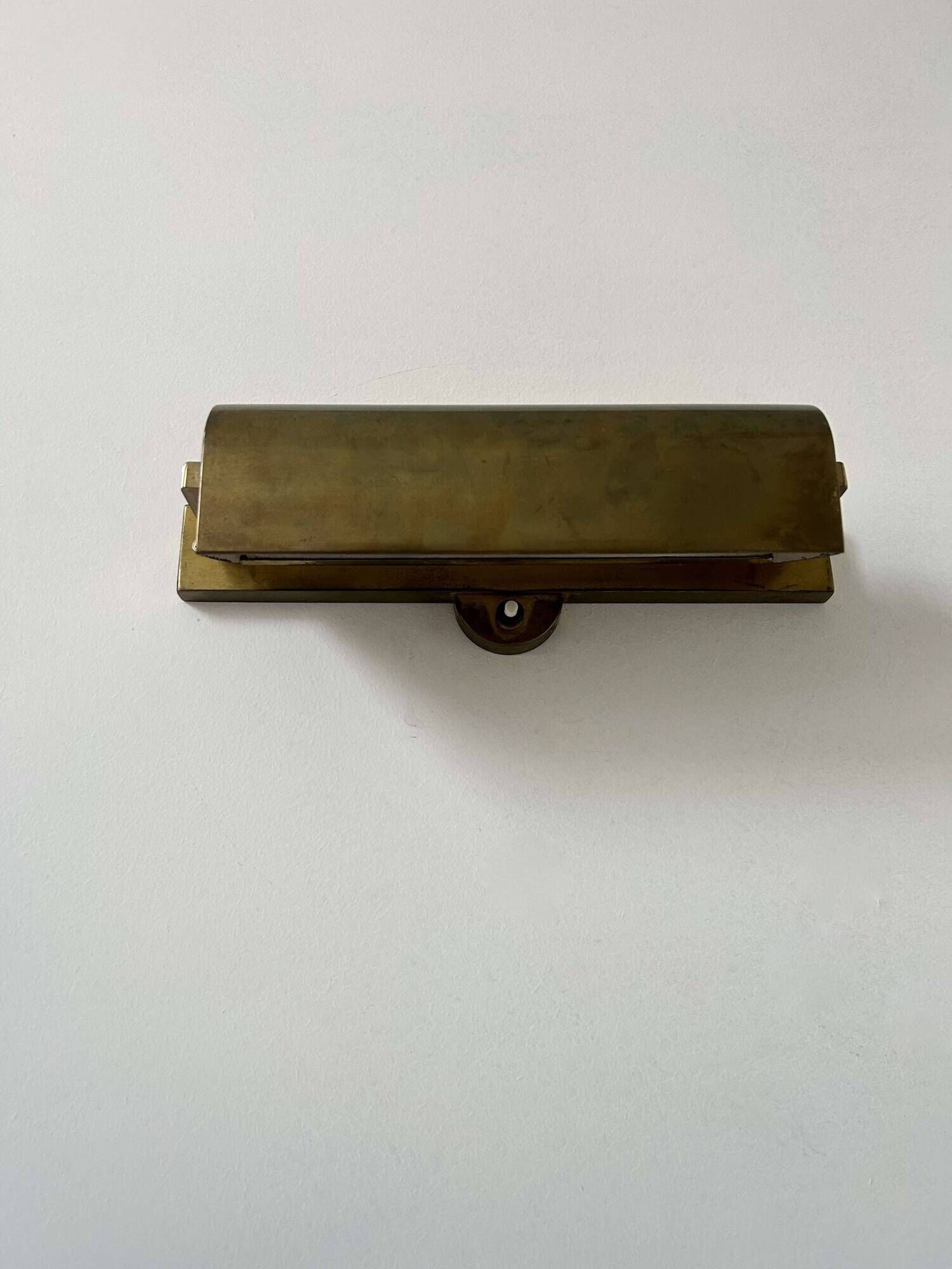 Pair of vintage modernist wall lights, adjustable in brass, France 1940