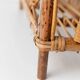 Porte-revues vintage en bambou avec finition en bois, inspiré du rotin et de l'osier, design italien des années 70.