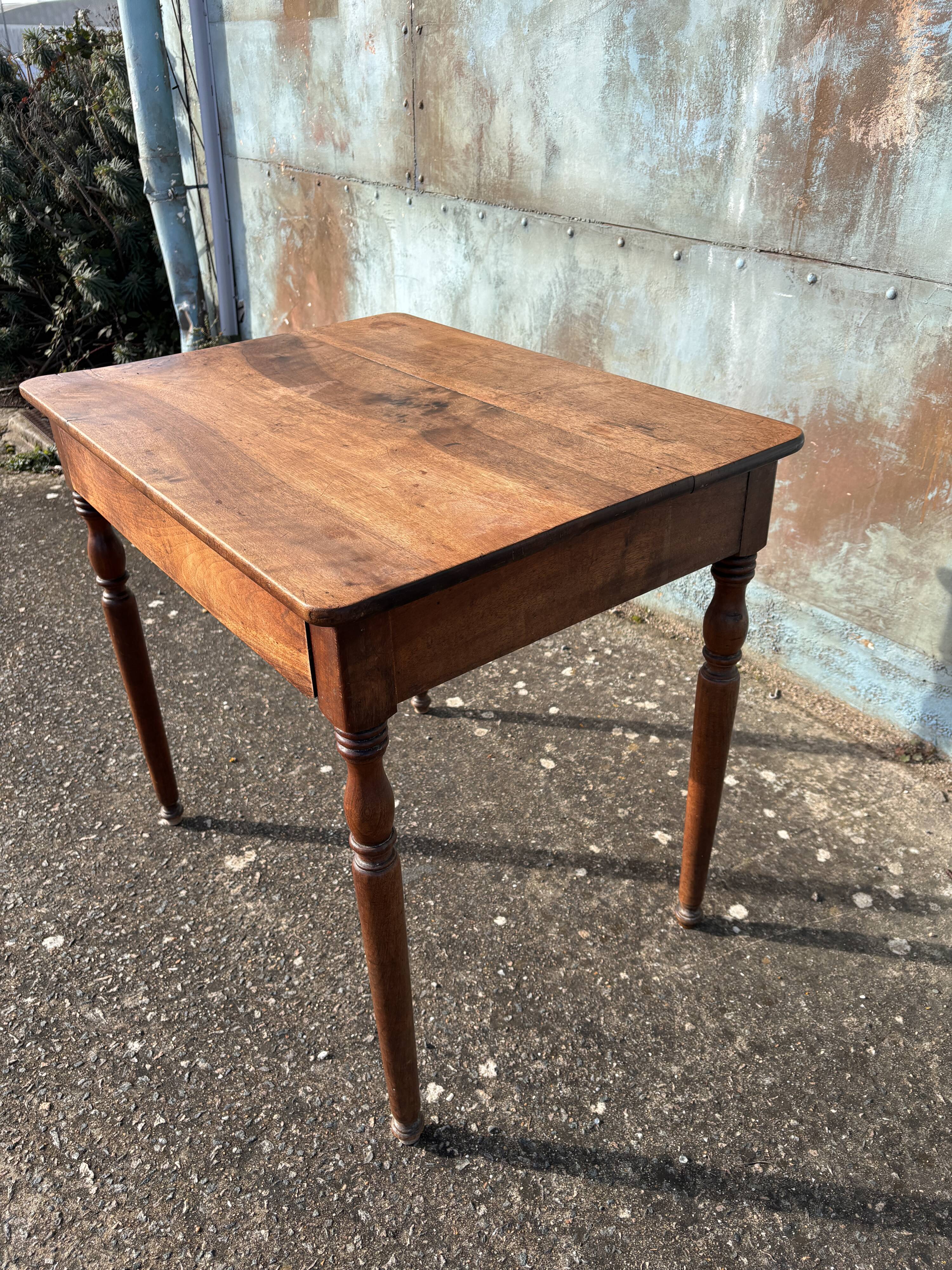 Table or desk with drawer