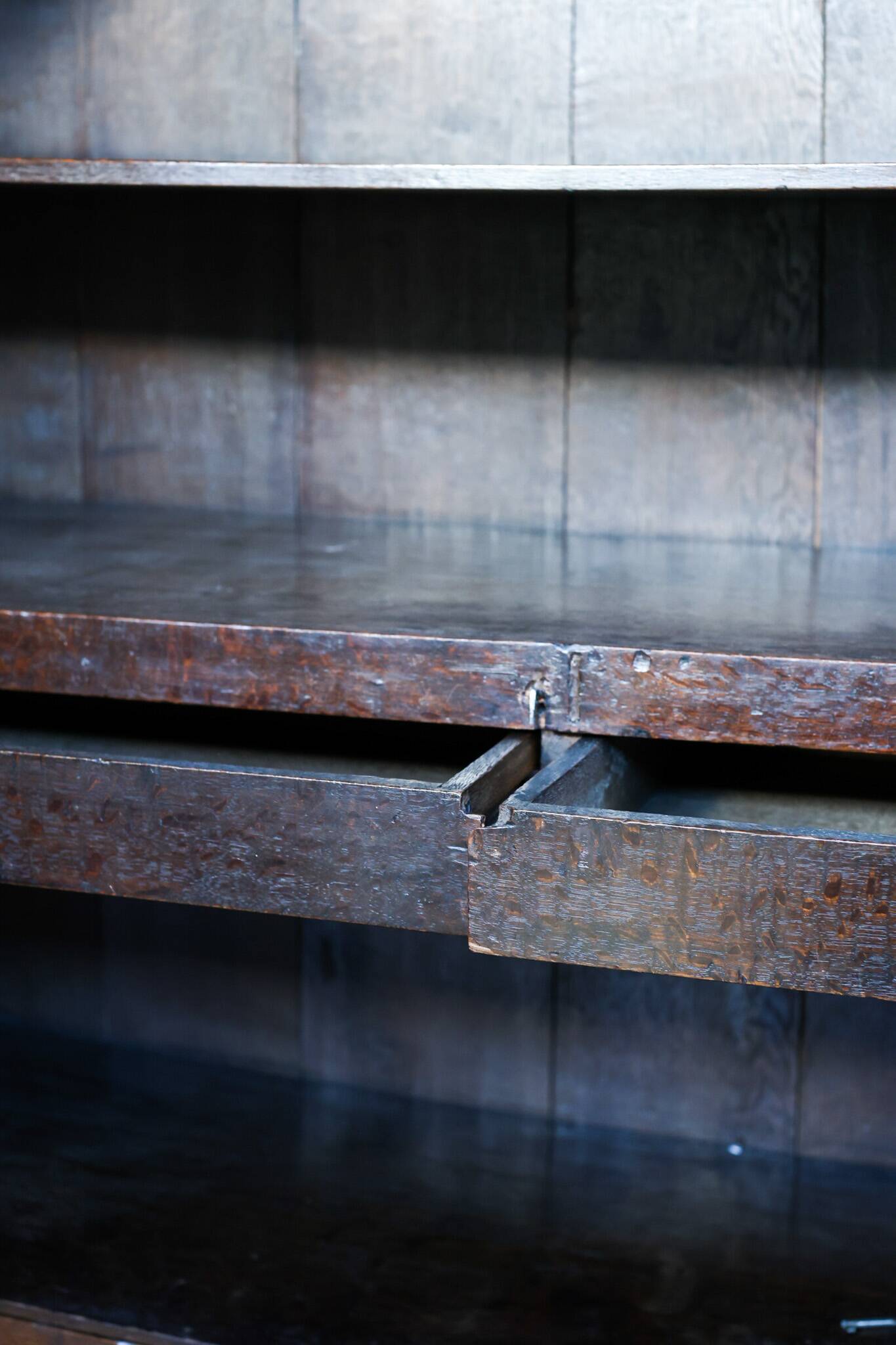 Bombe armoire hollandaise xviiie siècle