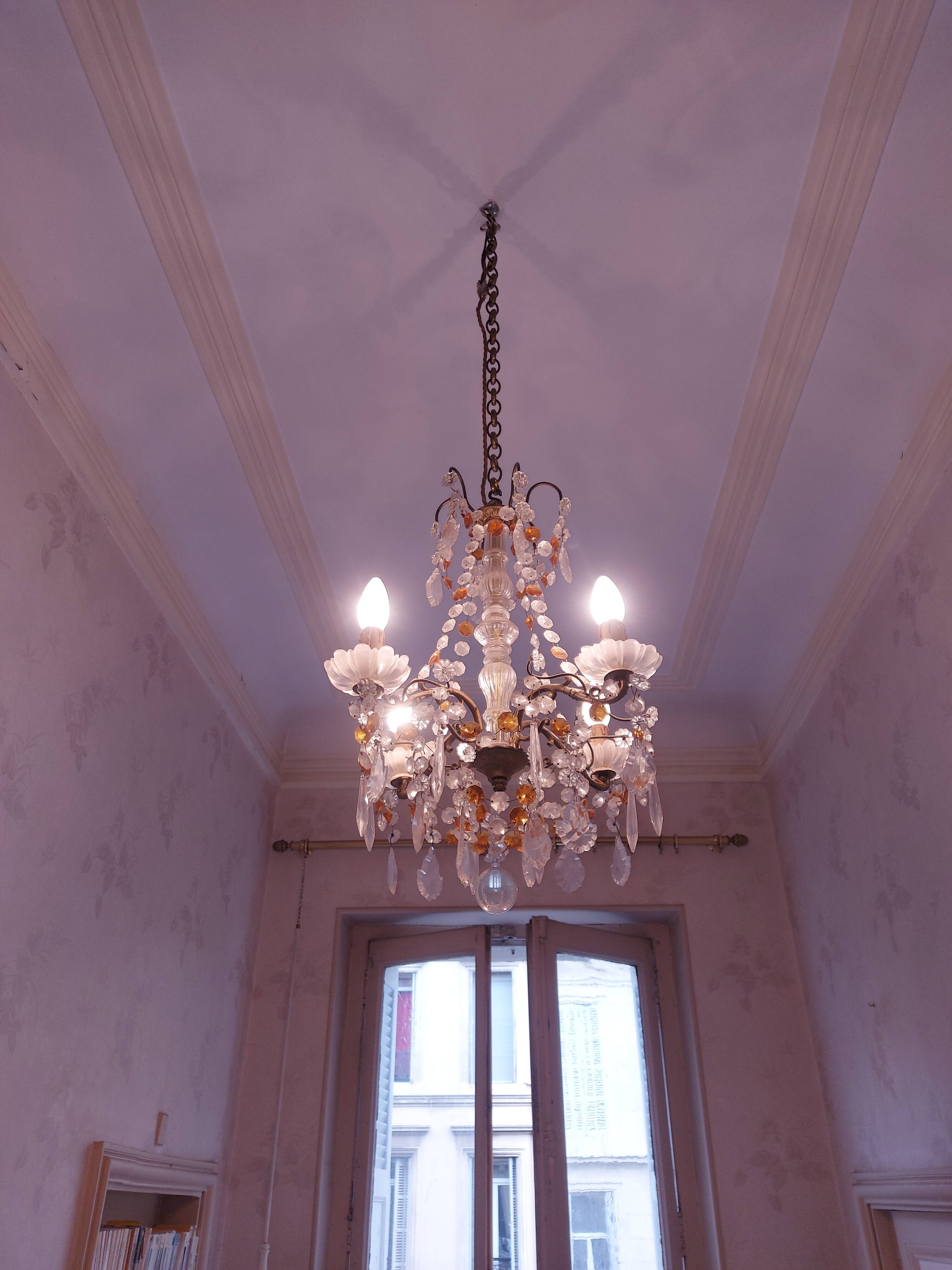 Chandelier to, colored crystal tassels