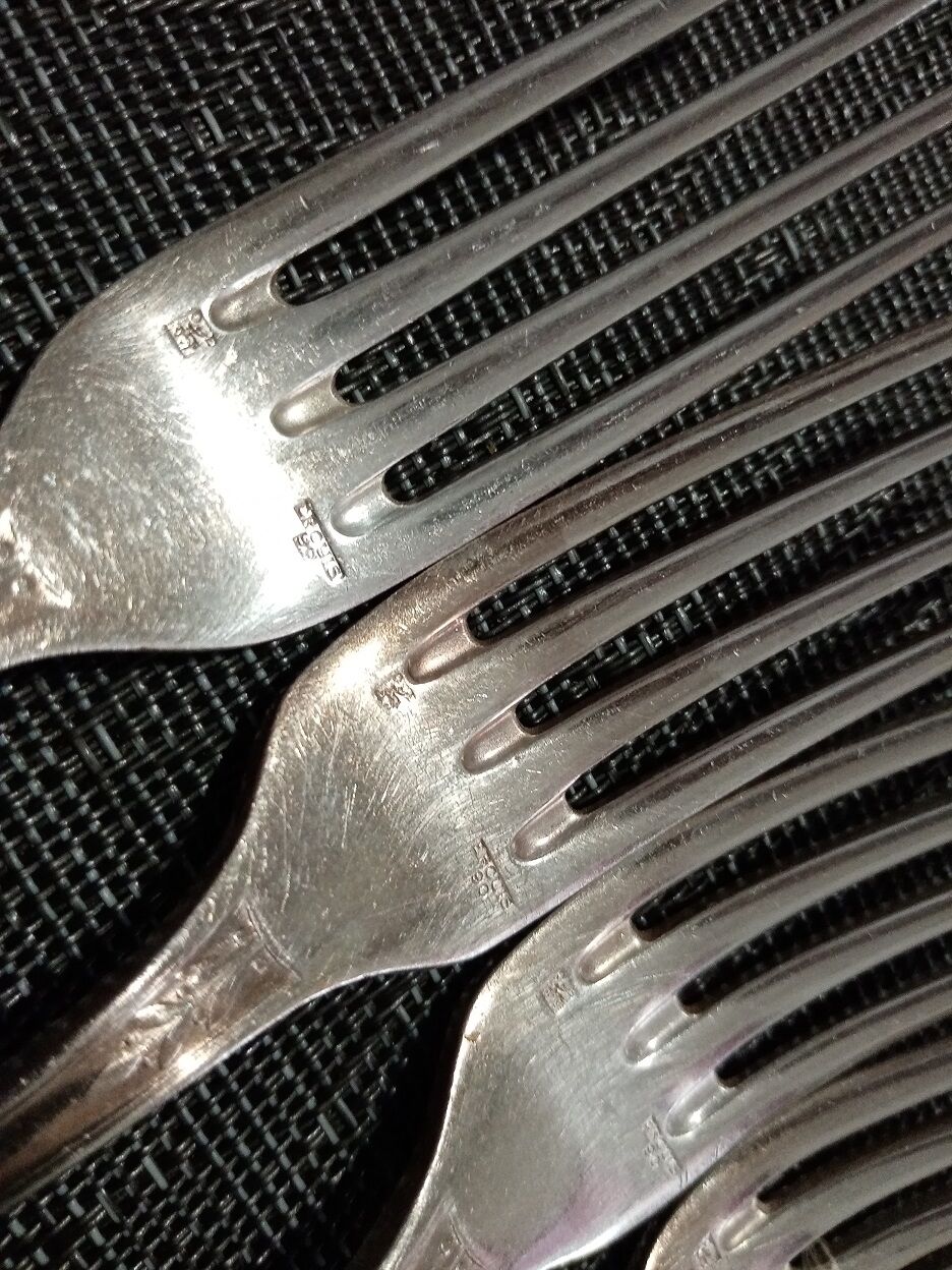 Set of 8 table forks silver metal Ercuis