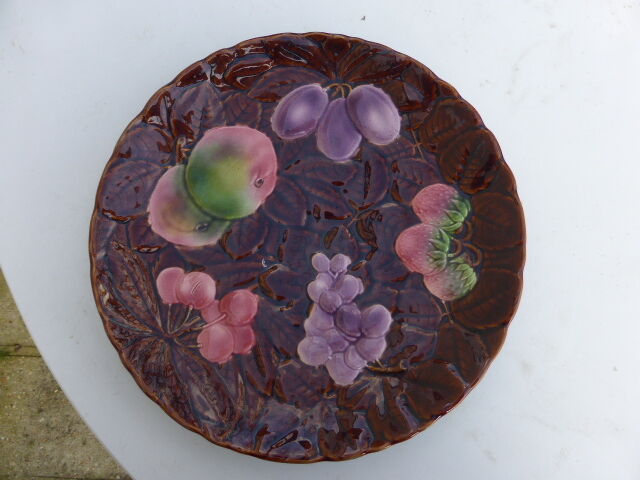 Dish a cakes Sarreguemines vintage 1970, dabbling in enamelled ceramic, fruits