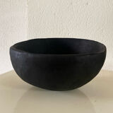 Black bowls made of néré wood