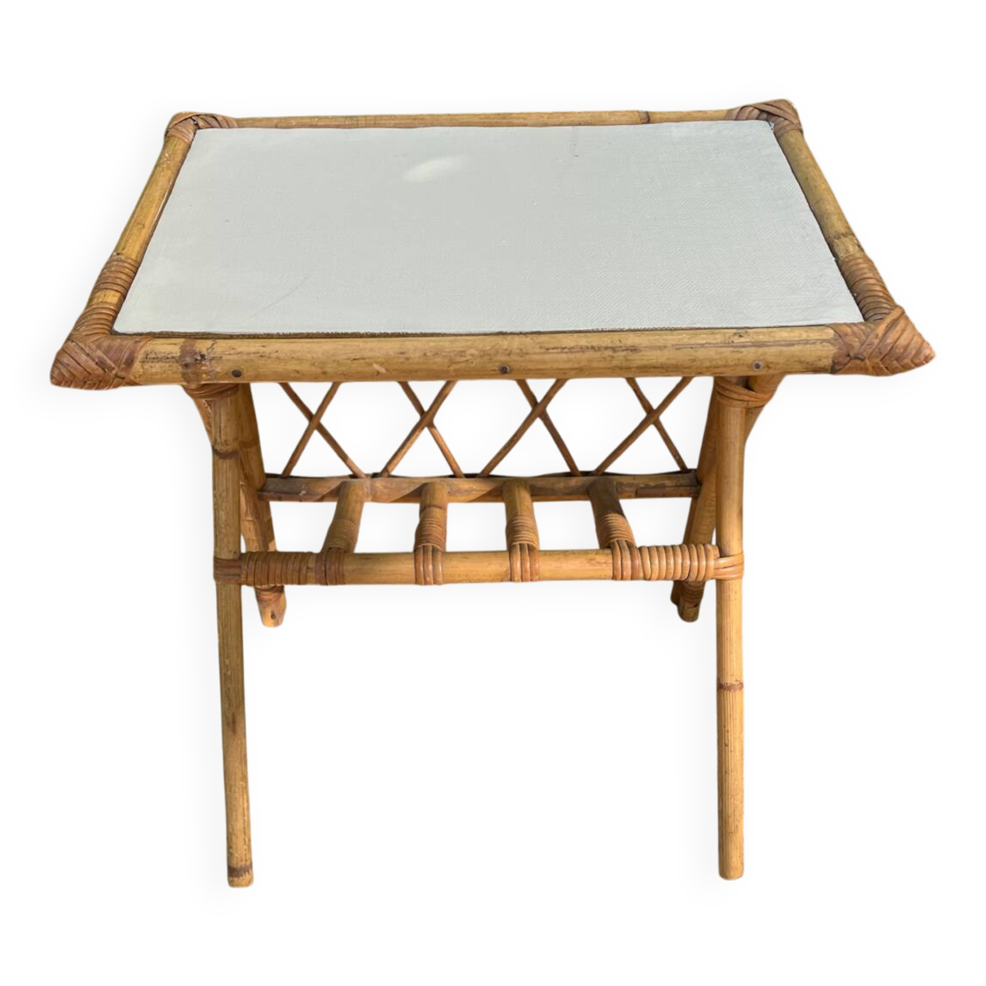 Bout de canapé - table d’appoint en rotin