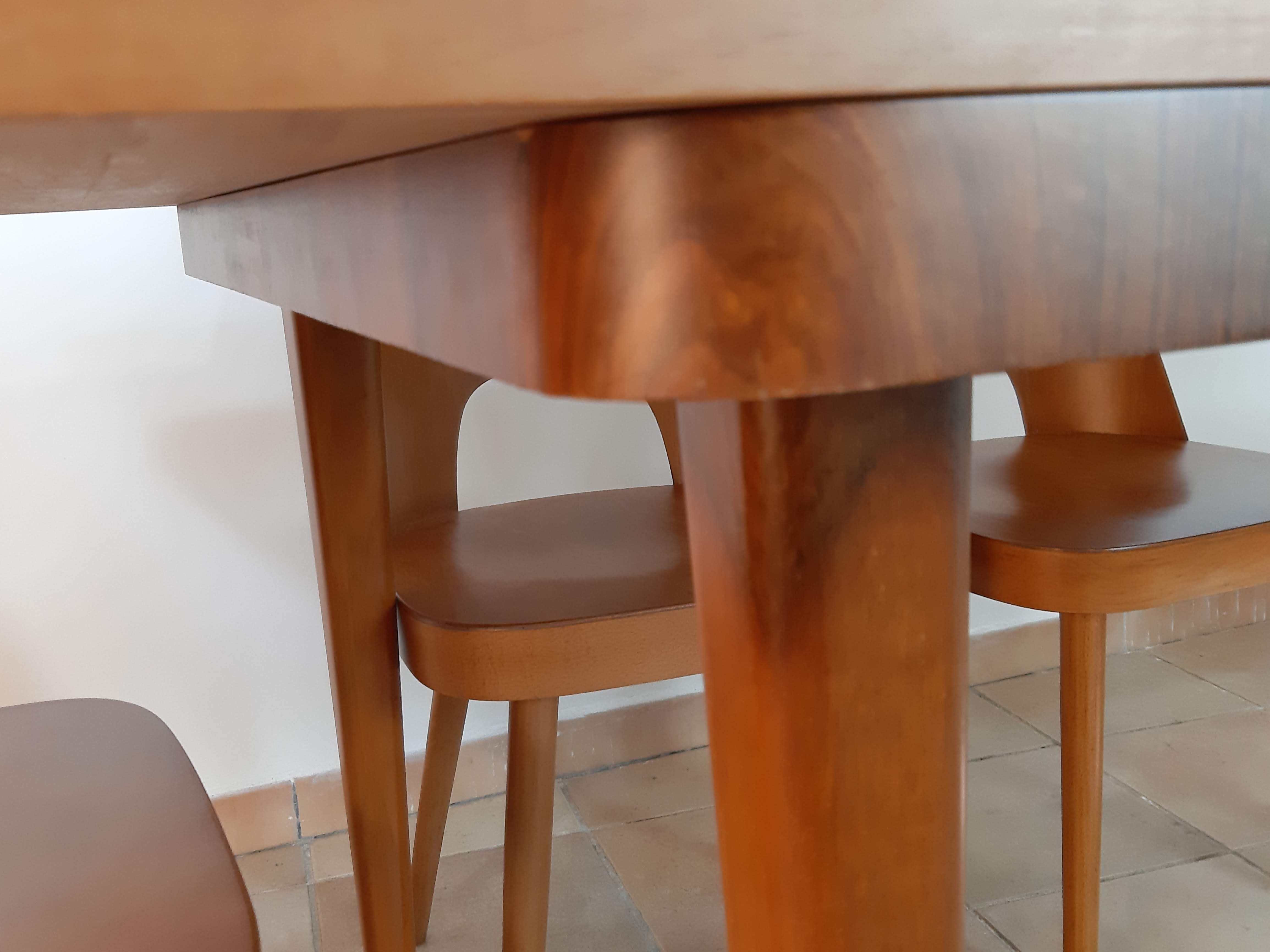 Extension table in Walnut Cesky Nabytek, Vintage Czech 1950 s