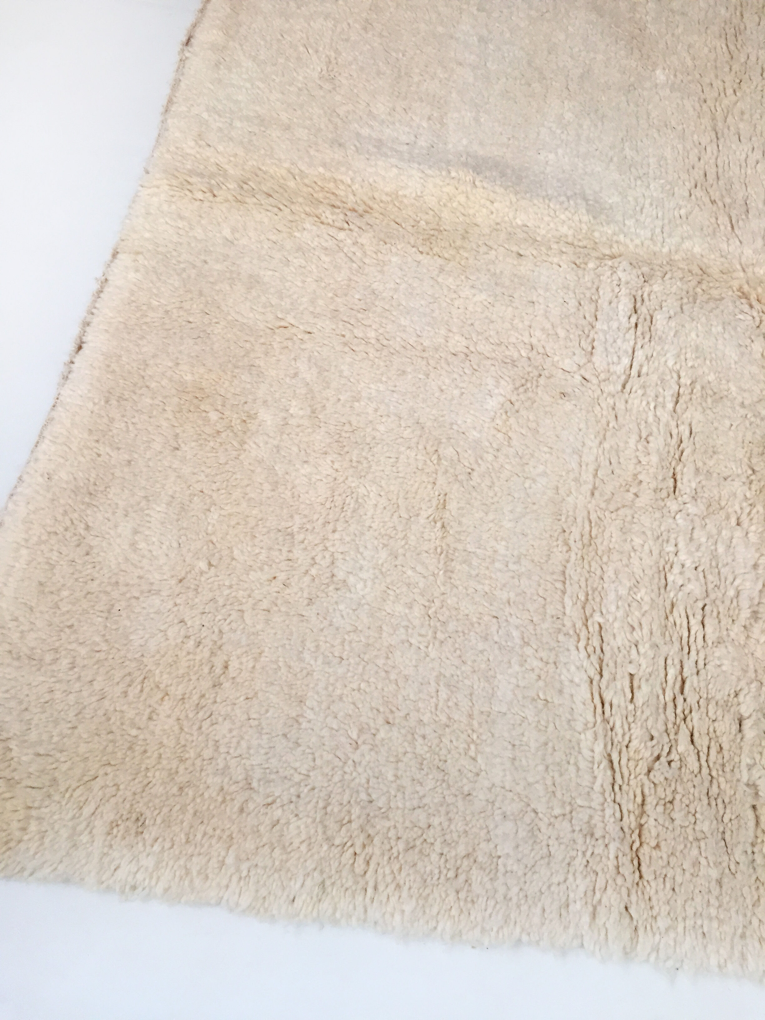 Moroccan Berber carpet Beni Ouarain ecru uni 247x165cm