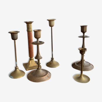 Set 7 mismatched brass and bronze candlesticks
