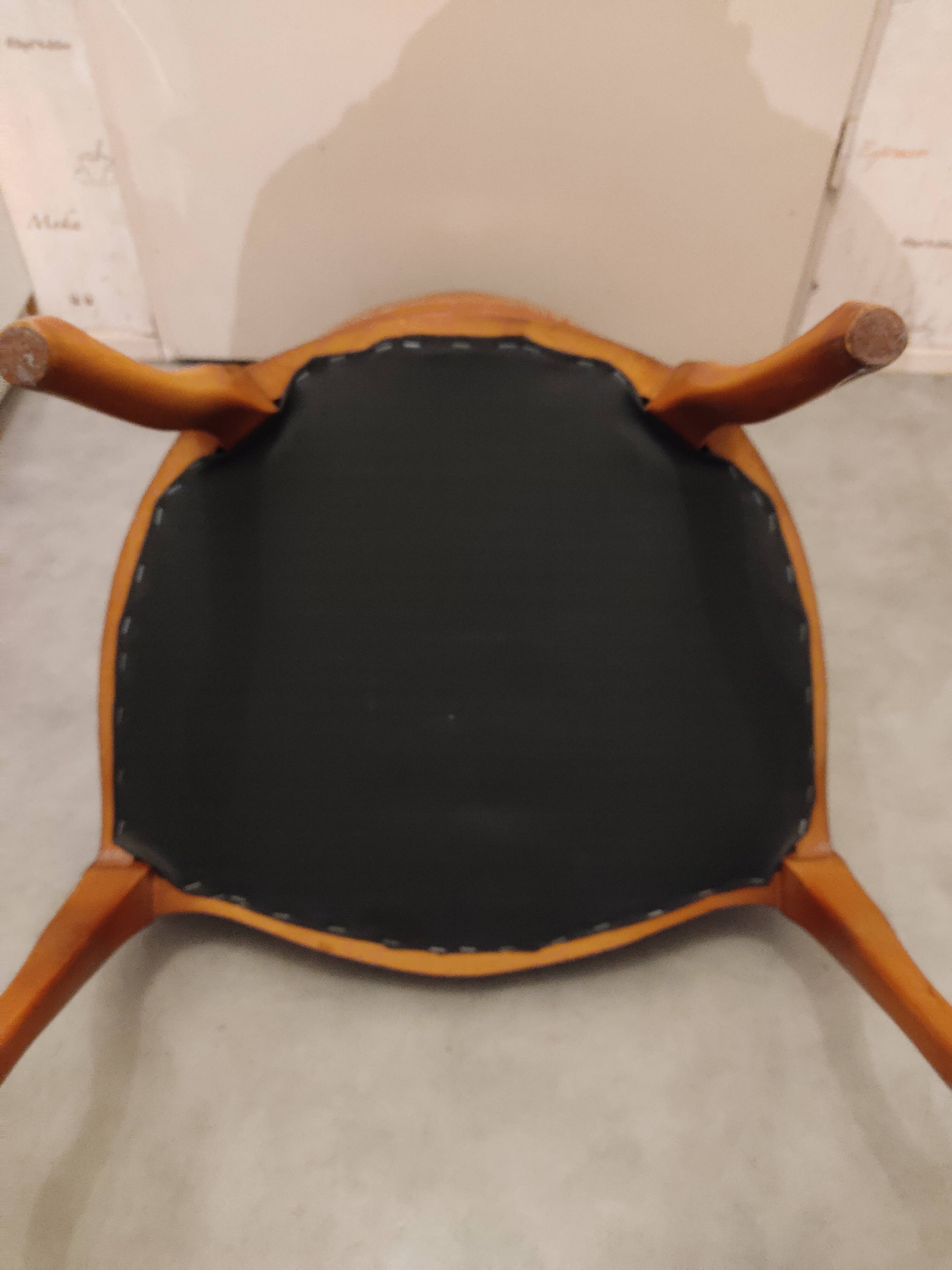 Ancien fauteuil style Louis Philippe bois velours