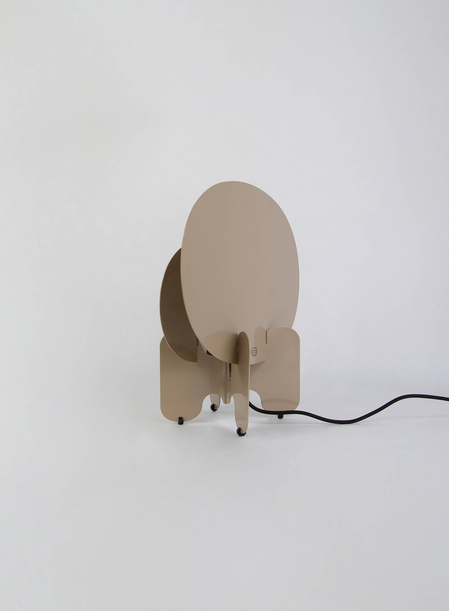 Beige lacquered Aurora lamp