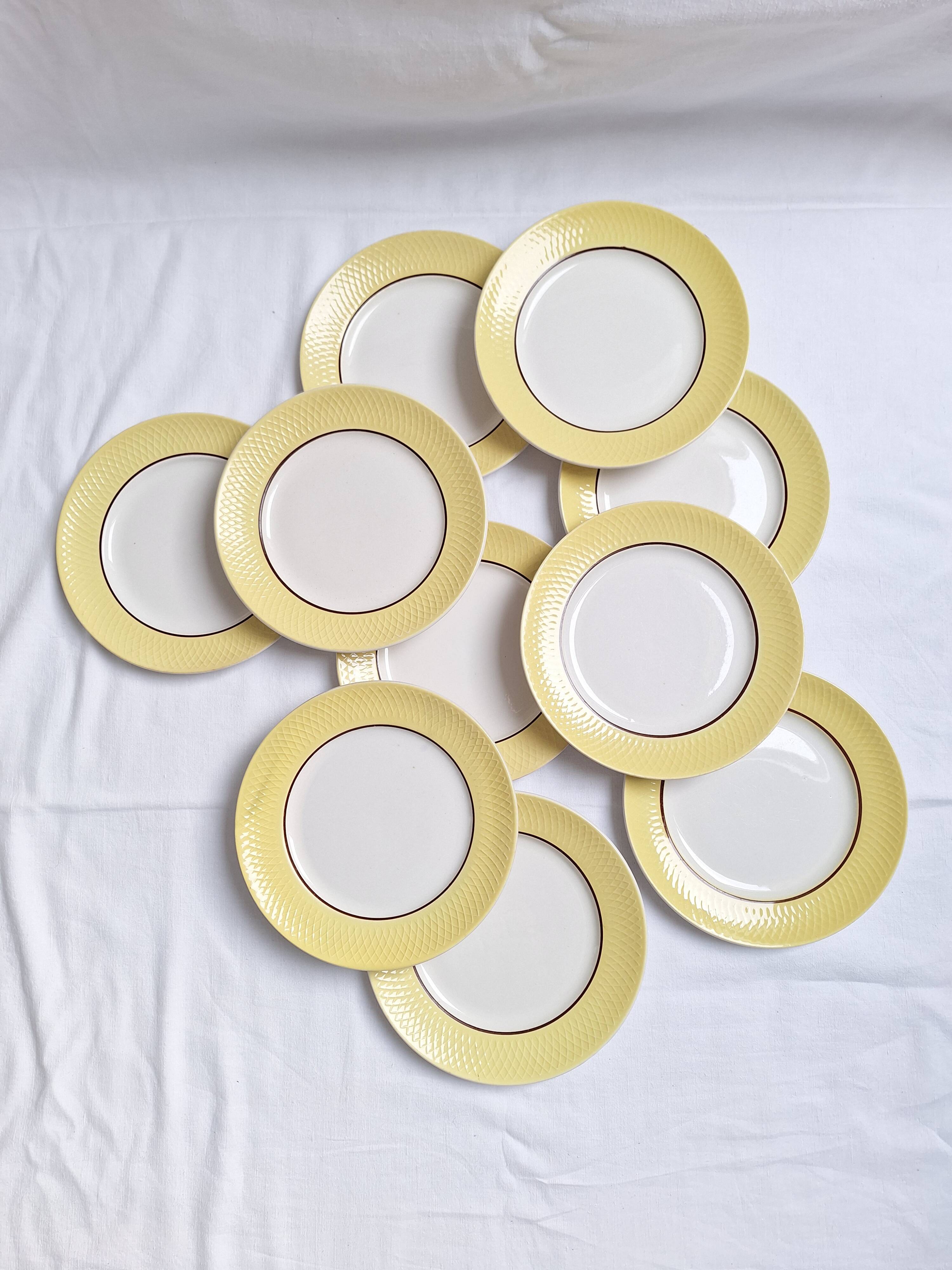 Yellow dinner plates from Moulin des Loups