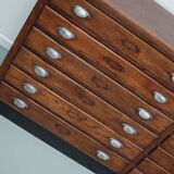 Armoire d'apothicaire vintage en chêne français, années 1950