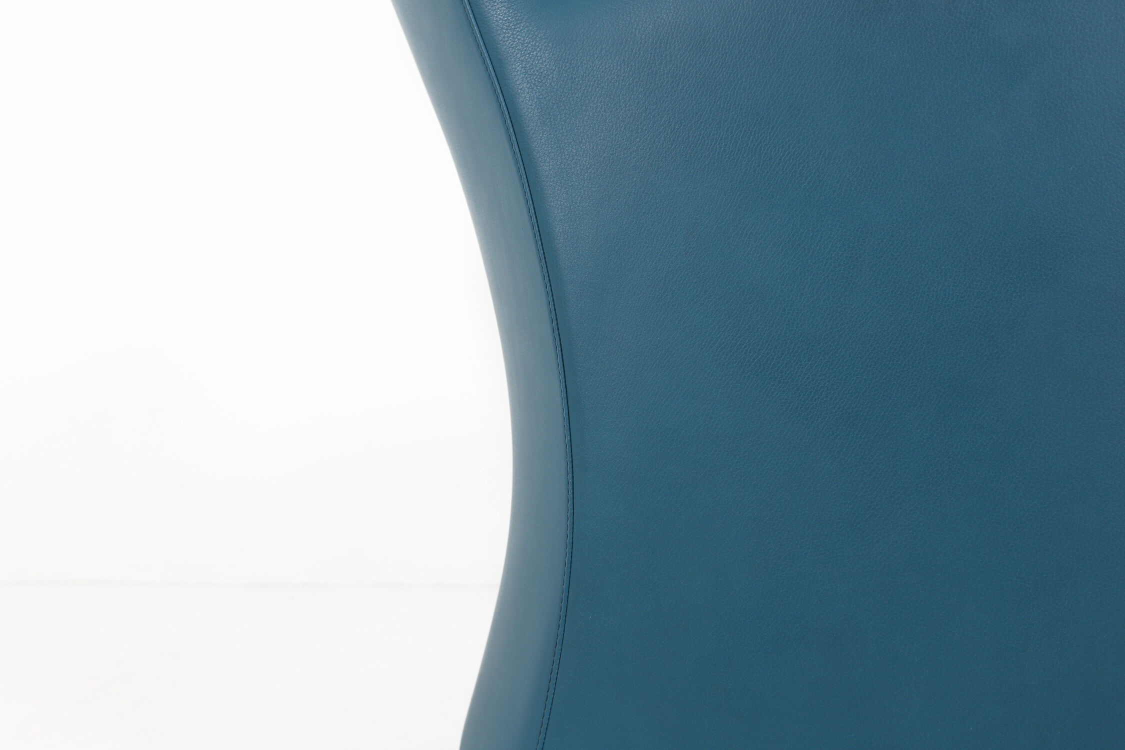 Fauteuil leolux en cuir 1990