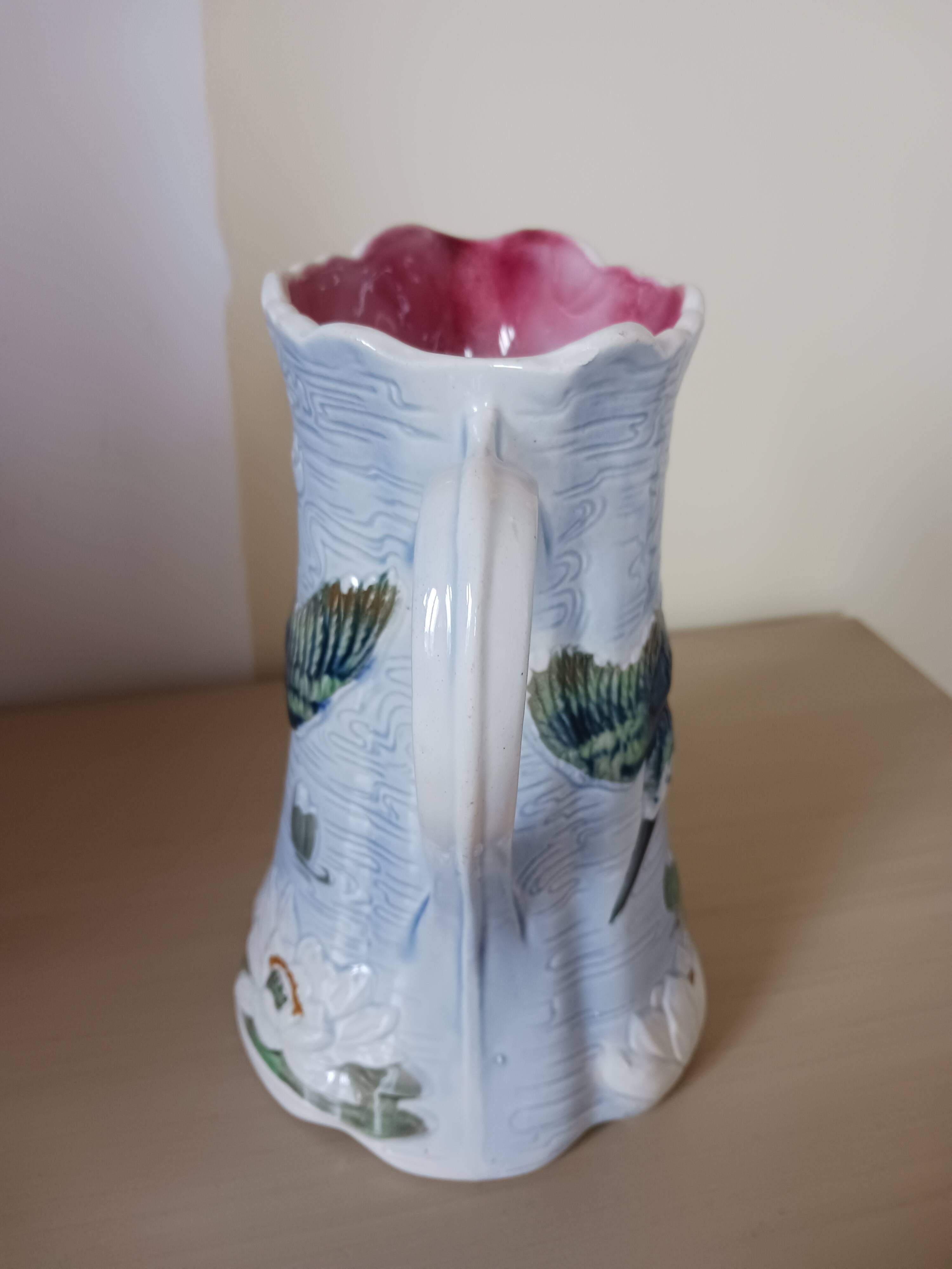 Antique pitcher in slipware, St-Clément.