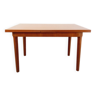 Vintage Scandinavian style dining table from the 50s and 60s in teak with extensions