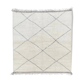 Moroccan Berber carpet Beni Ouarain modern 270×350 cm