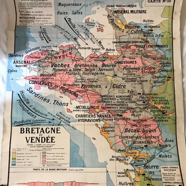 Carte scolaire ancienne “Bretagne et Vendée” régions naturelles de la France