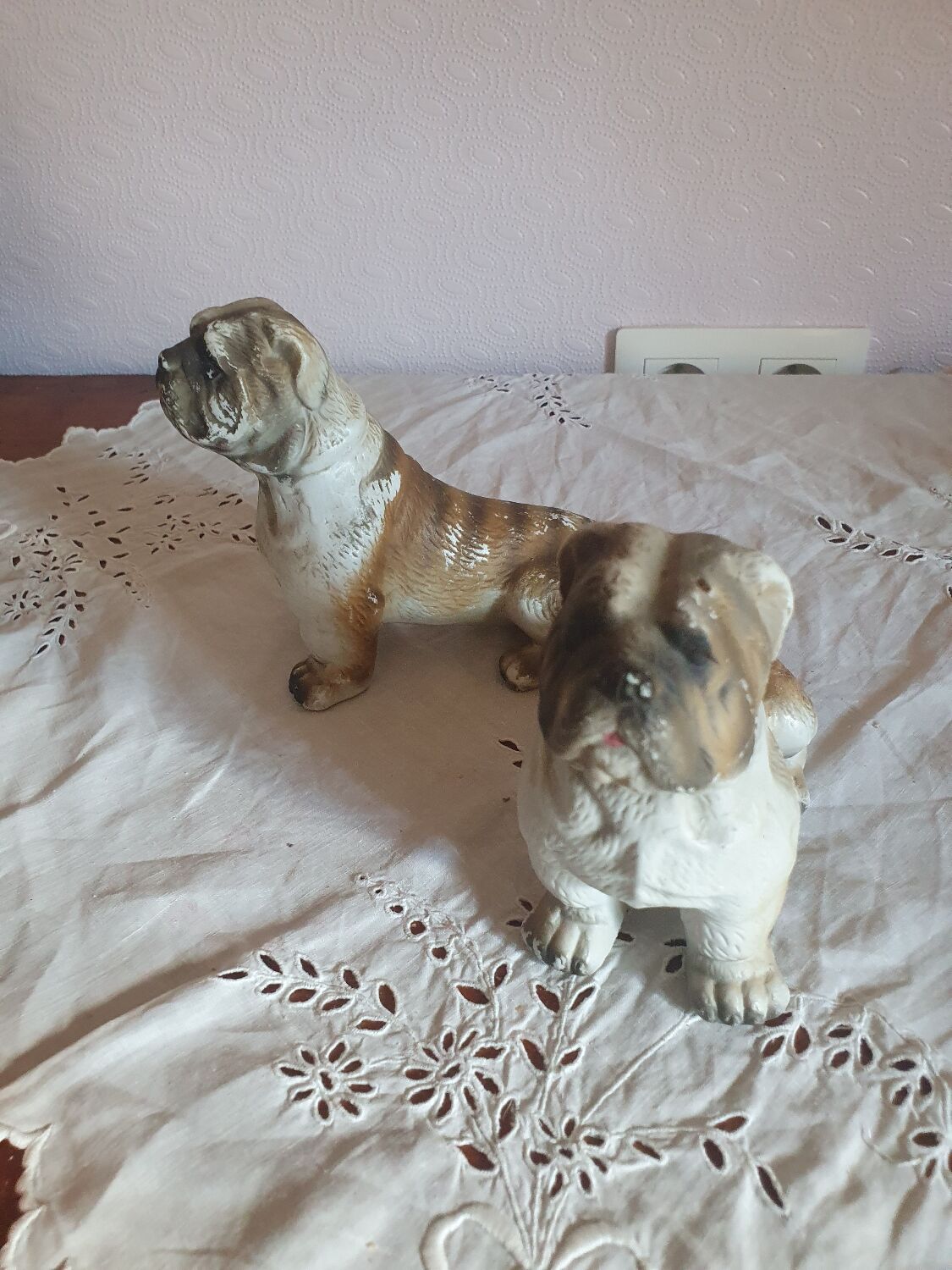 Set of 2 dogs bulldogs tighten biscuit books