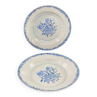 Paire d'assiettes XVIIIe en porcelaine Compagnie des Indes Extrême-Orient Chine