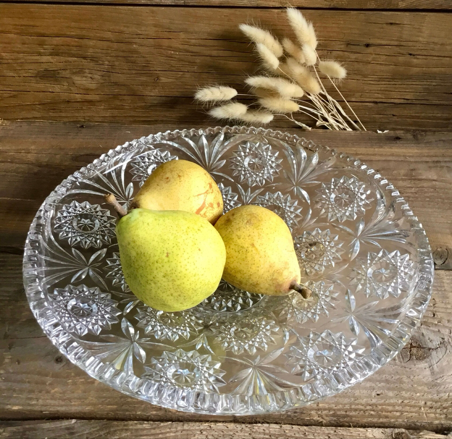 Coupe à fruits en verre ciselé 