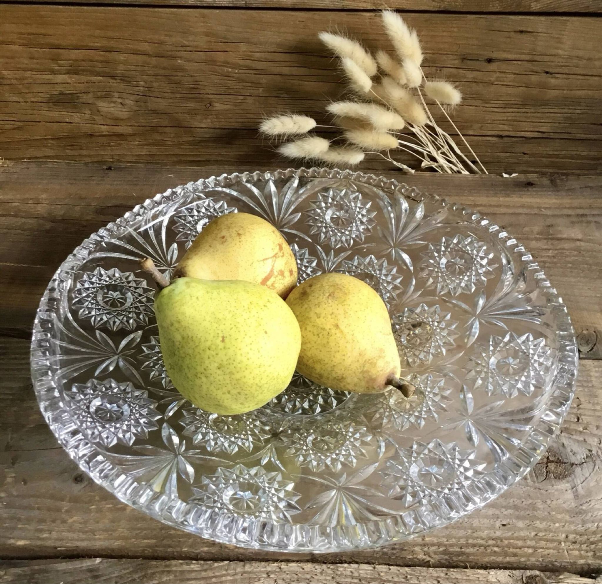 Coupe à fruits en verre ciselé 