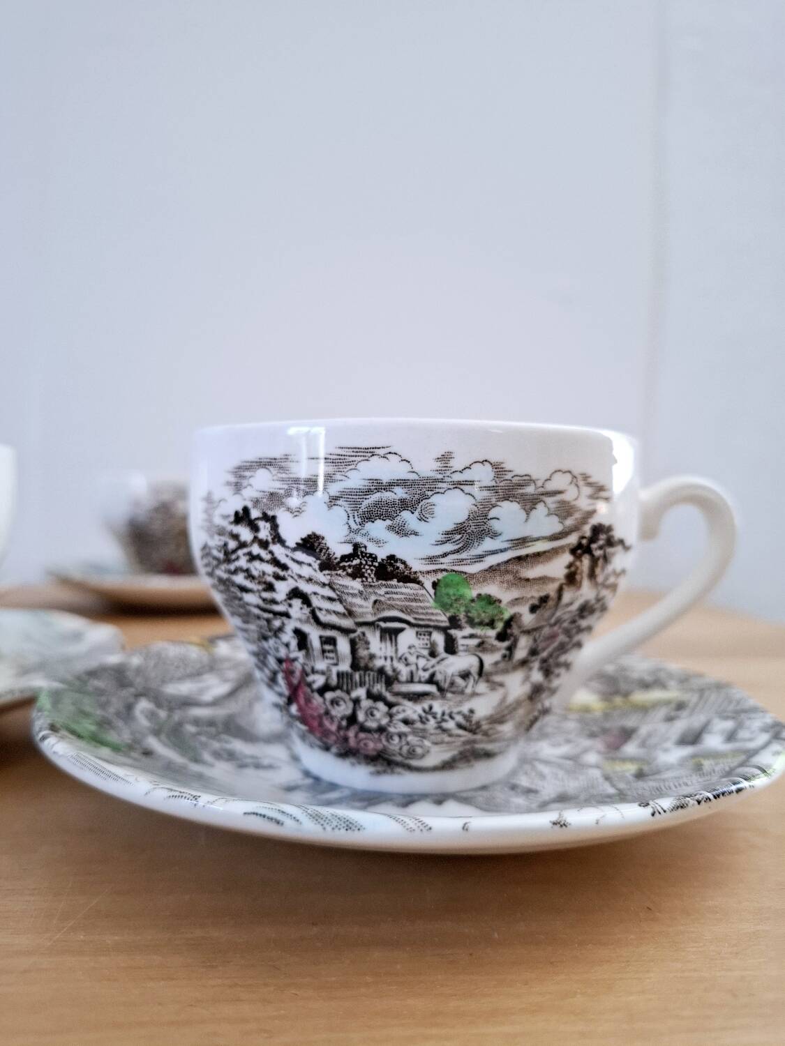 Tasses et soucoupes wedgwood england